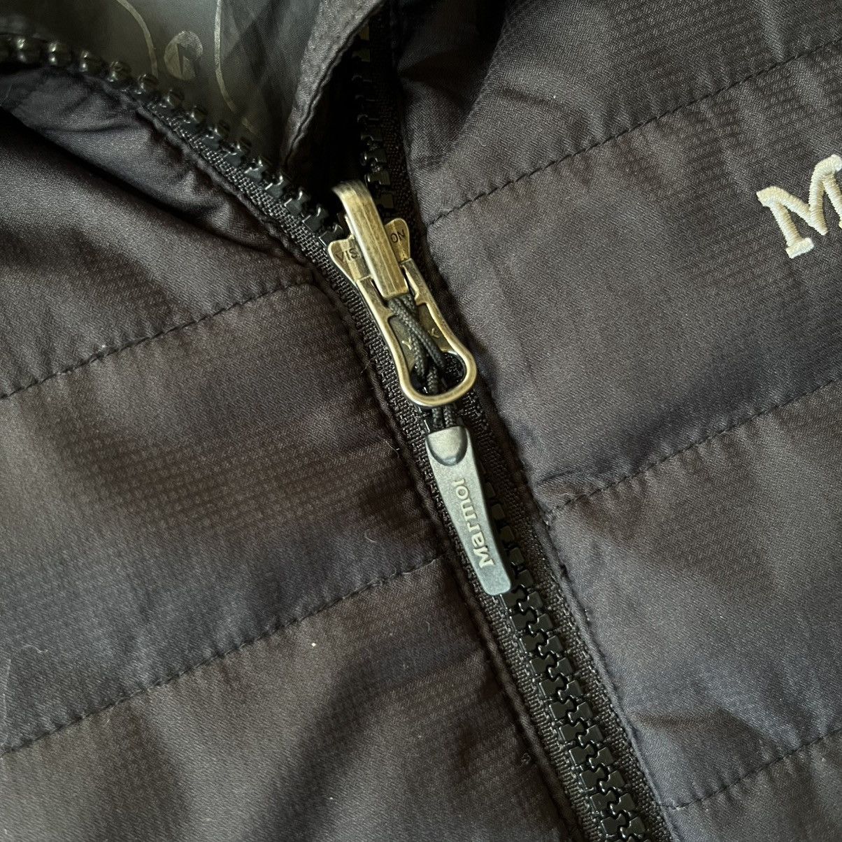 Marmot Marmot Women’s Jacket Size M Outdoor Hiking Waterproof Coat Size M / US 6-8 / IT 42-44 - 4 Thumbnail