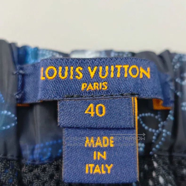 Louis Vuitton Louis Vuitton Blue and black full logo nylon pants Size US 40 / EU 56 - 5 Thumbnail
