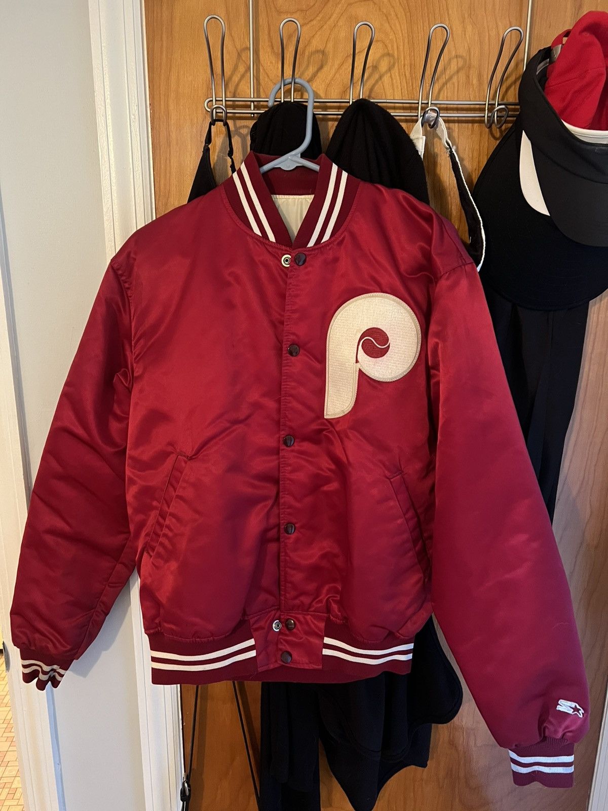 Starter Vintage x Philadelphia Phillies Bomber x Satin Red Size US L / EU 52-54 / 3 - 6 Thumbnail