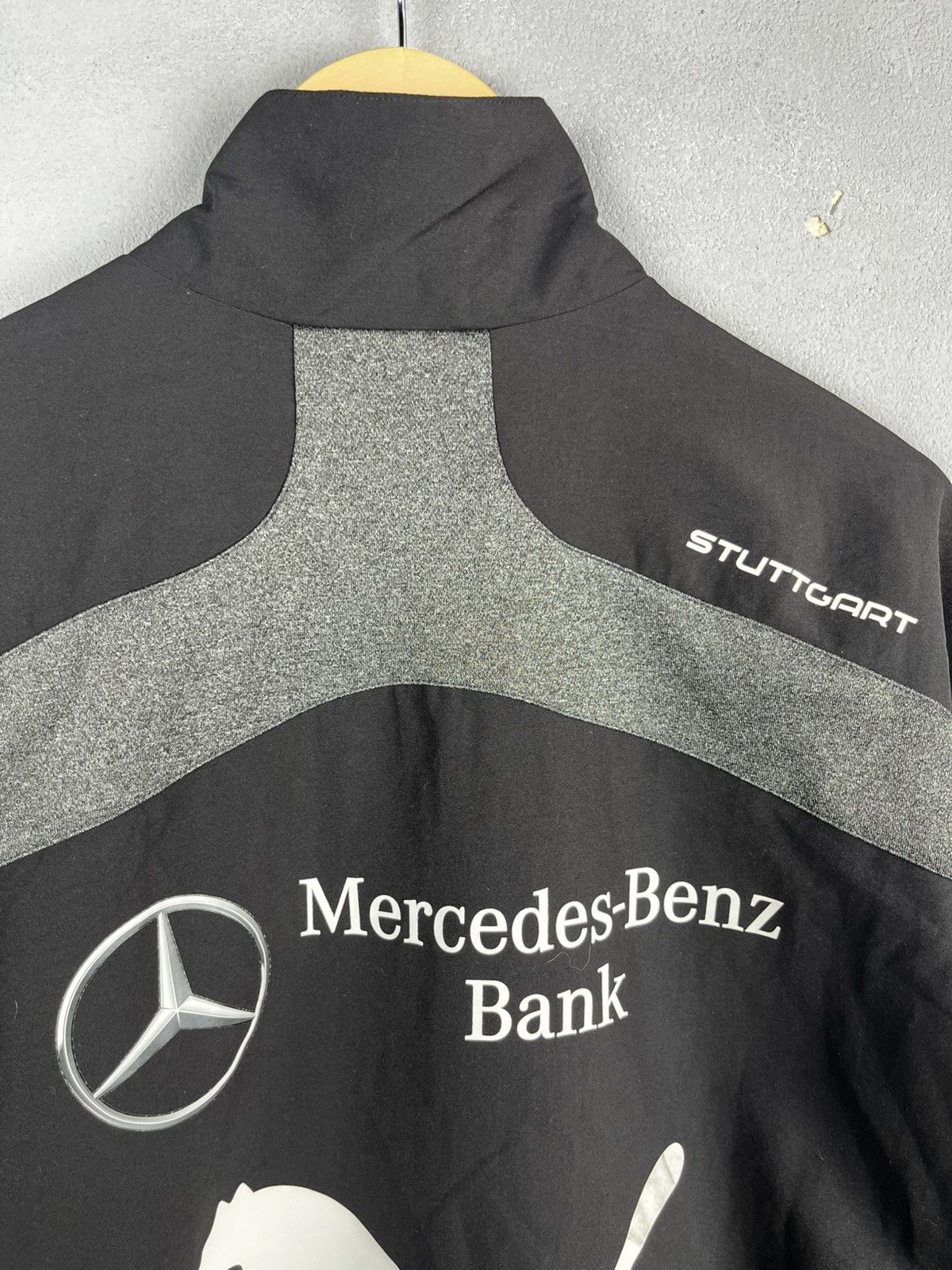 Puma Puma VfB Stuttgart Mens Training jacket mercedes benz bank Size US XL / EU 56 / 4 - 12 Thumbnail