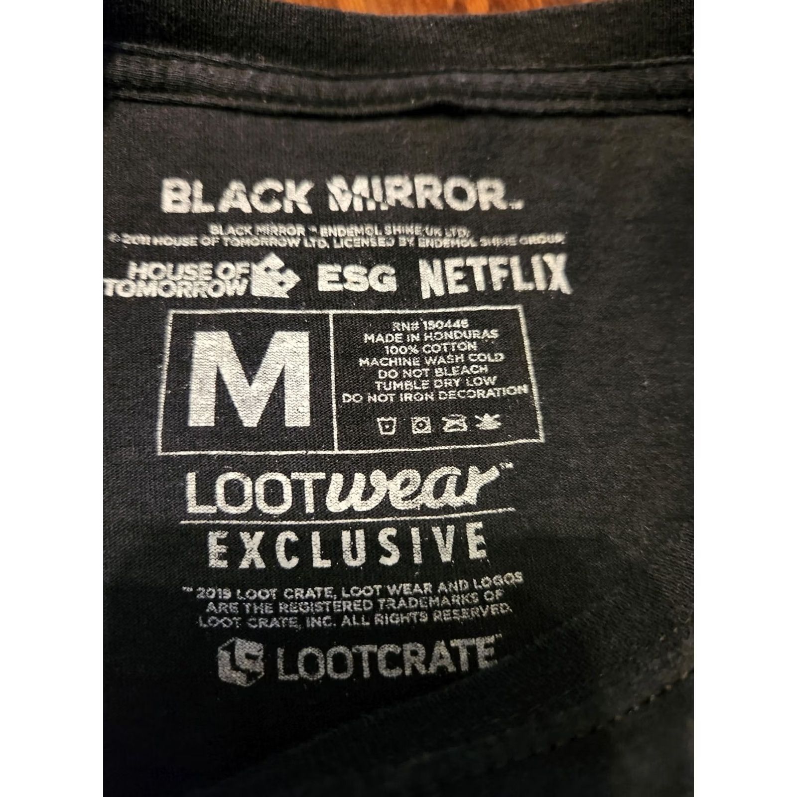 Vintage Loot Crate Netflix Black Mirror Eye Graphic T-Shirt Men's Size Medium Shirt Short Sleeve Crew Neck Black Cotton Graphic Print TV Theme Mens Size M Size US M / EU 48-50 / 2 - 2 Thumbnail