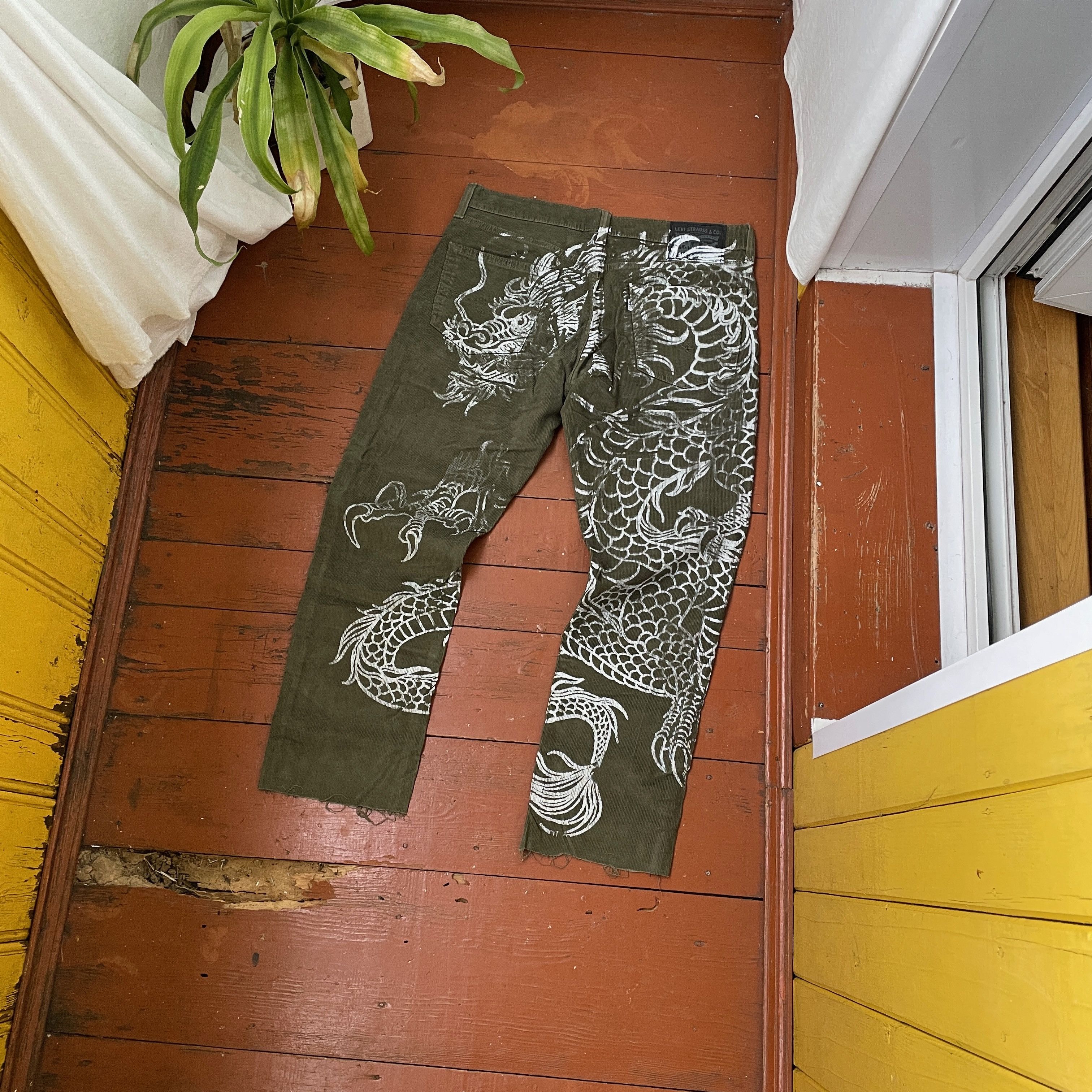 Levi's Custom Levi's Dragon yk2 grunge opium faded distressed Size US 33 - 1 Thumbnail