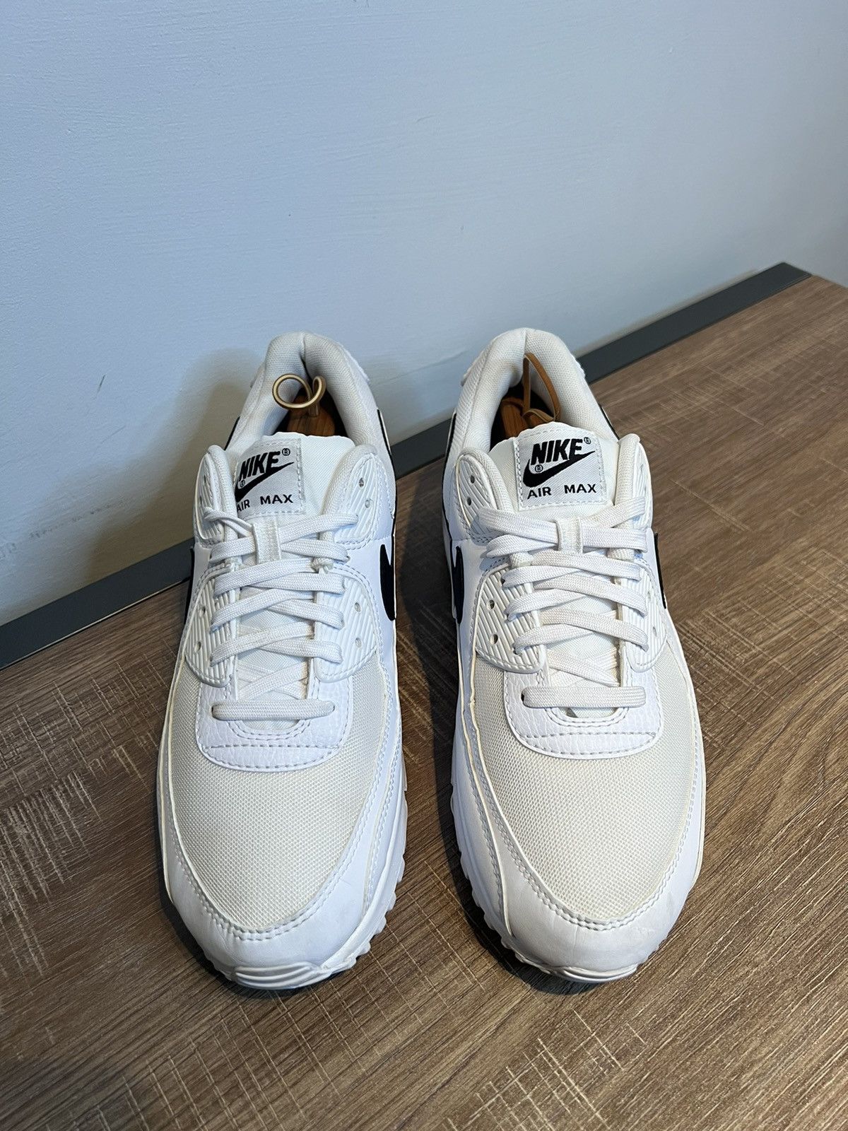 Nike Air Max 90 Shoes Womens Size 12 DH8010-101 Running