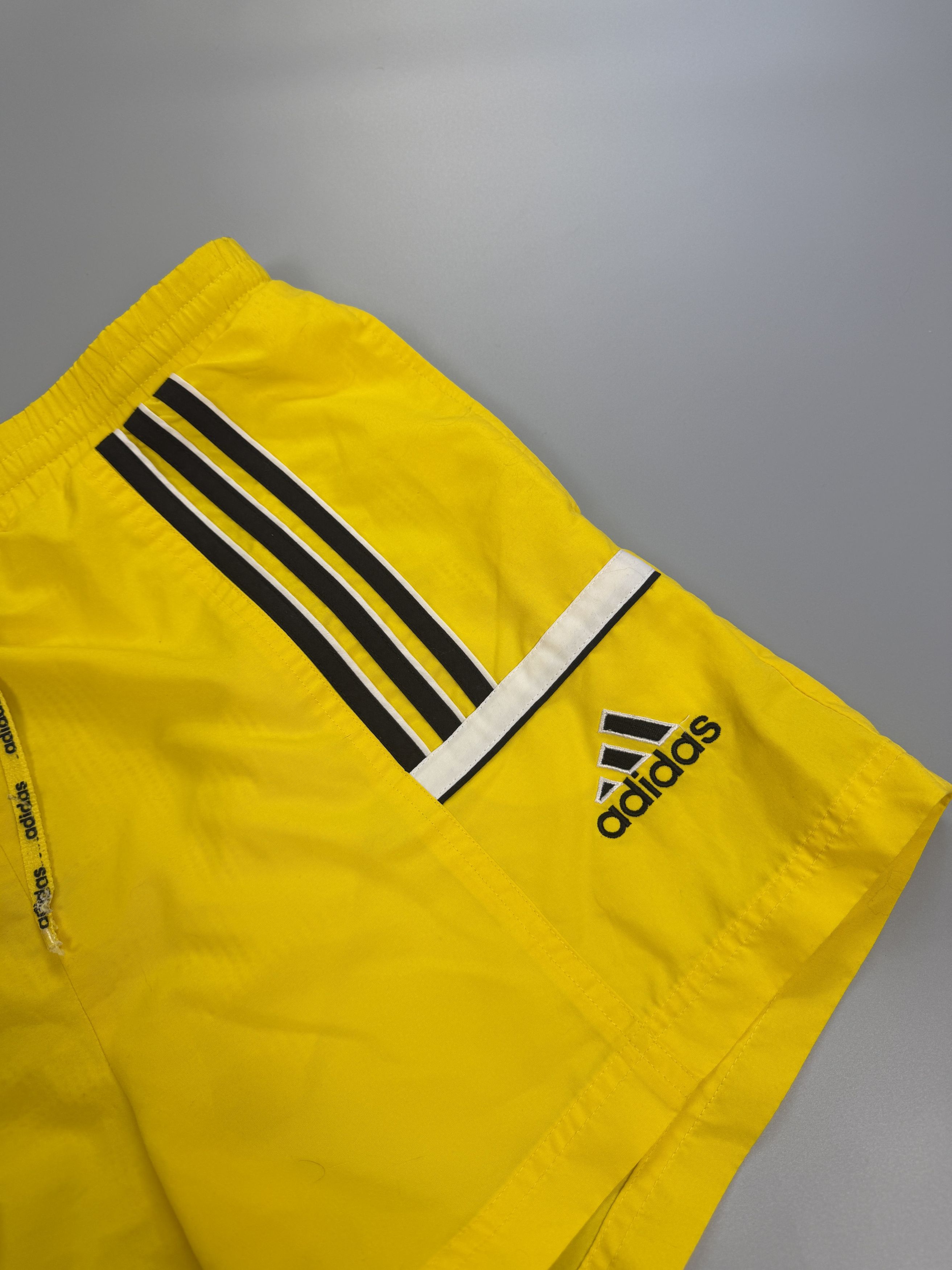 Adidas adidas shorts size M yellow Size US 32 / EU 48 - 2 Thumbnail