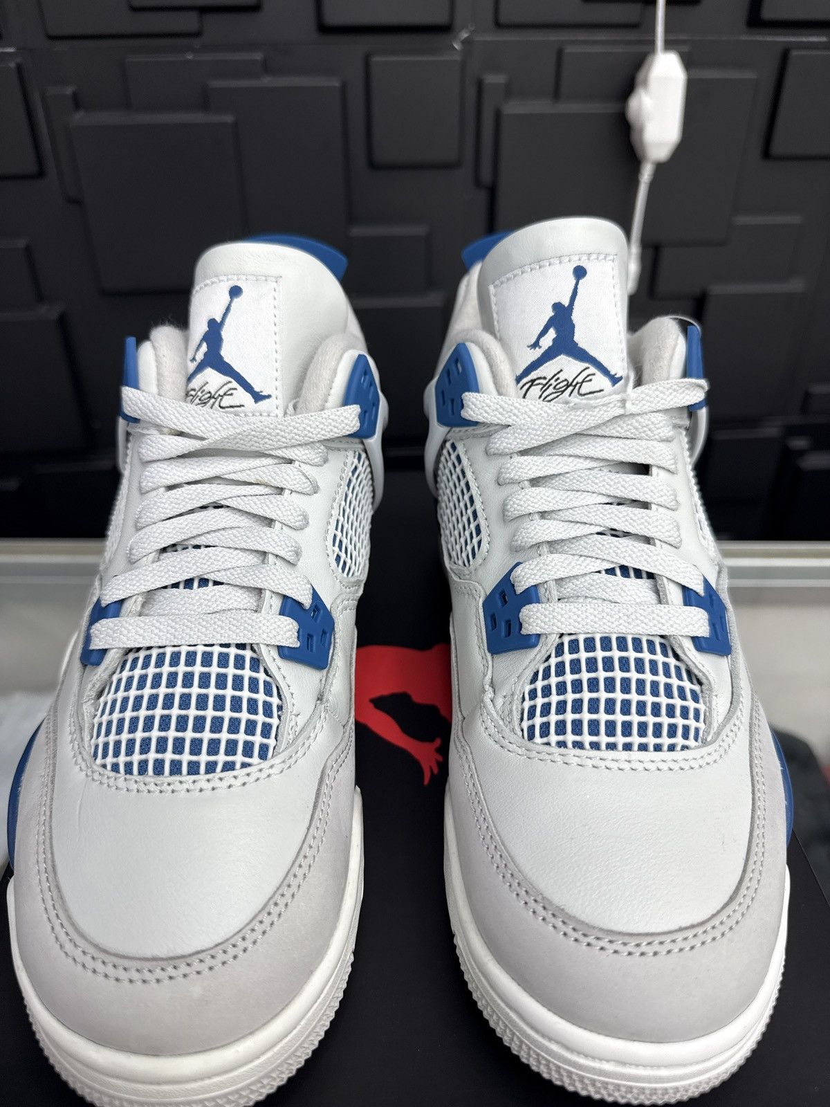 Jordan Brand Jordan 4 Retro Military Blue (GS) Size US 6 / EU 39 - 3 Thumbnail