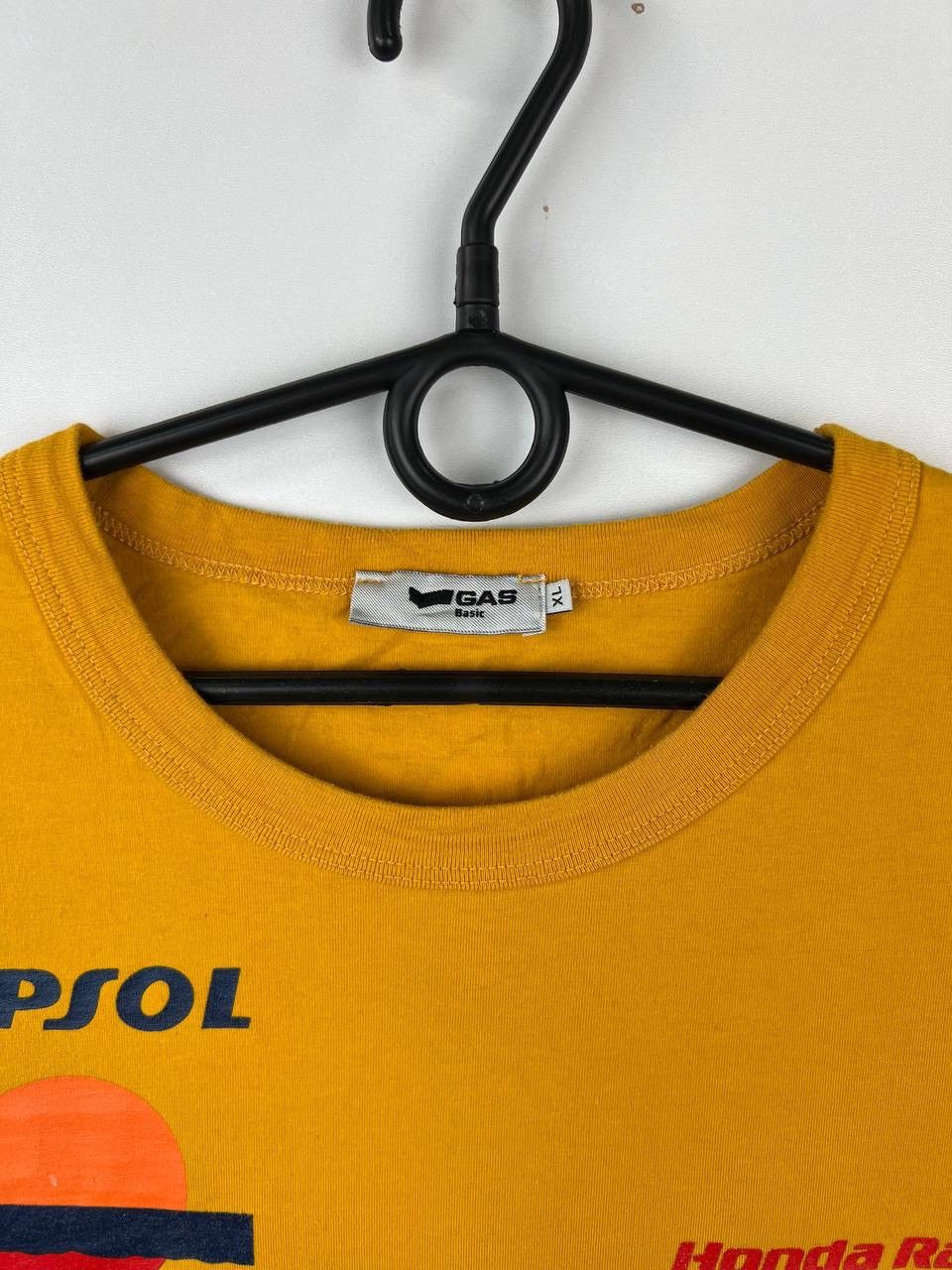 Vintage Honda Racing Gas Persol Michelin t-shirts size XL Size US XL / EU 56 / 4 - 6 Thumbnail