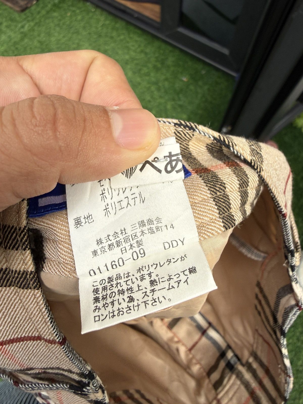 Burberry W30x27 Burberry checked blue label made in JAPAN Size 30" / US 8 / IT 44 - 8 Thumbnail