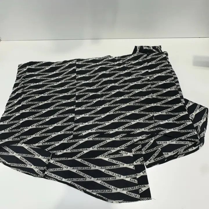 Balenciaga Balenciaga Balenciaga Silk Shirt with Logo Print -2507 Size US S / EU 44-46 / 1 - 9 Thumbnail