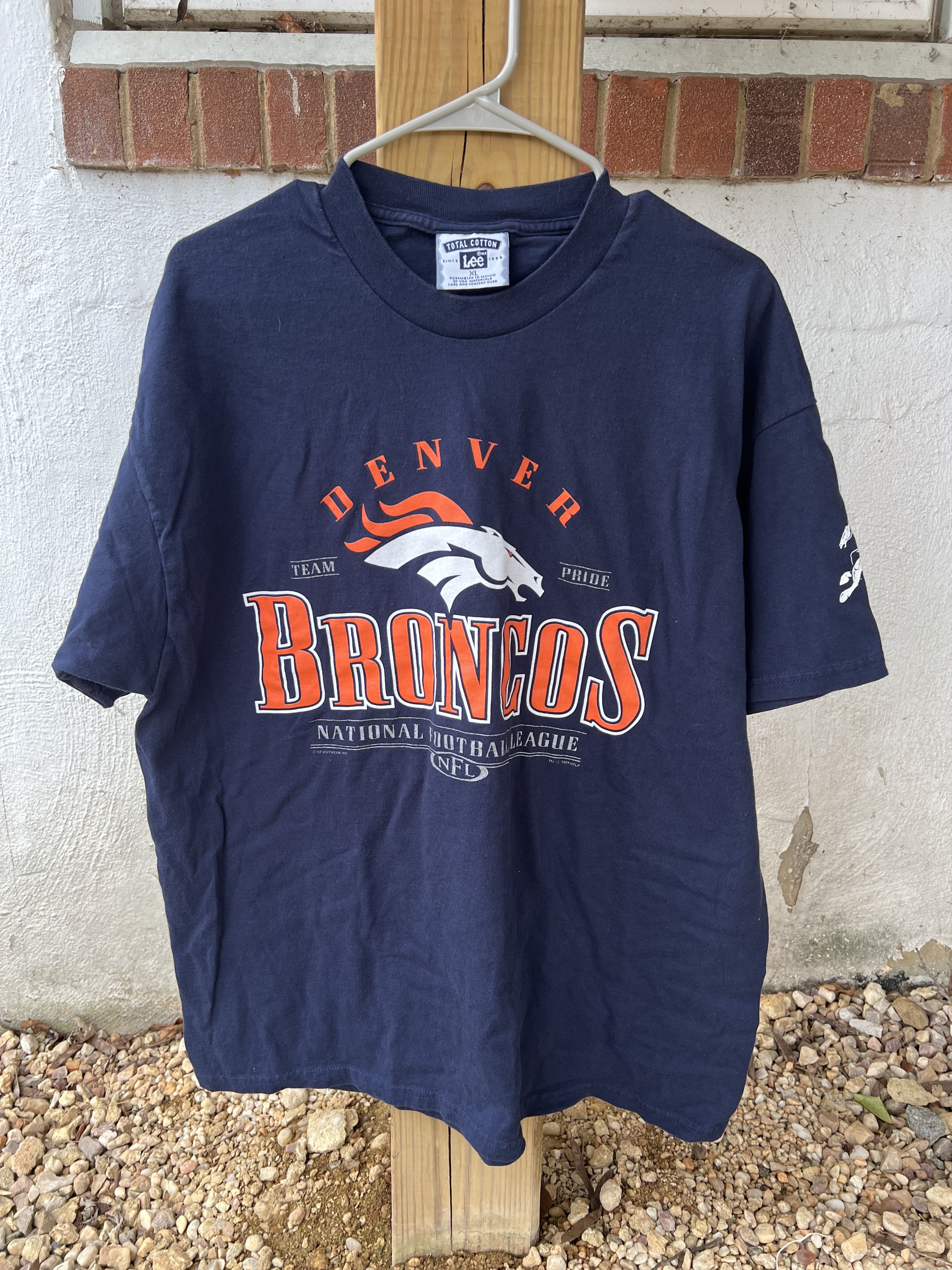 NFL 1999 Denver Broncos T-Shirt Size US XL / EU 56 / 4 - 1 Thumbnail