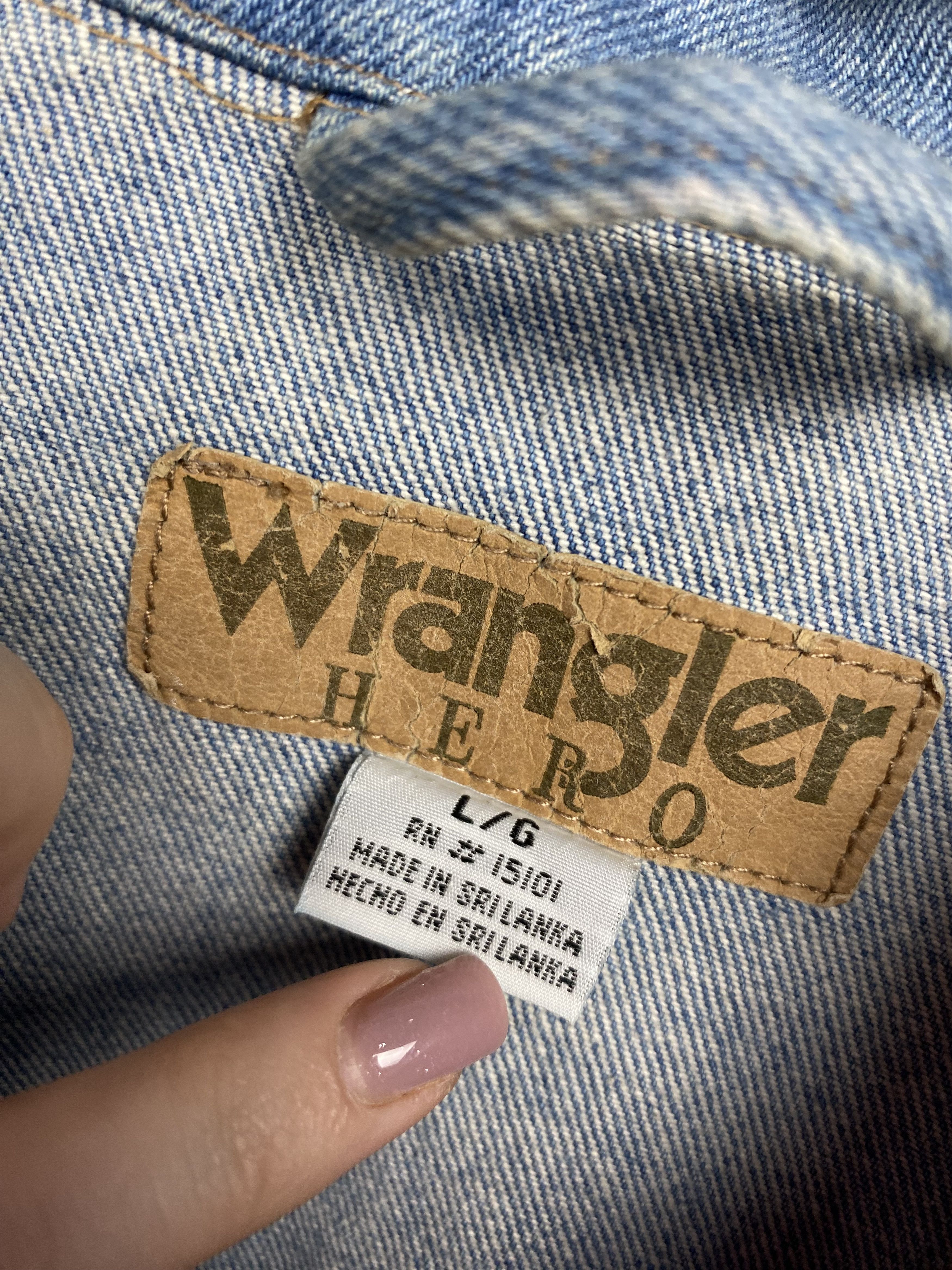 Vintage Wrangler You Are Everything Vintage Custom Mens Denim Jacket Size US L / EU 52-54 / 3 - 8 Thumbnail