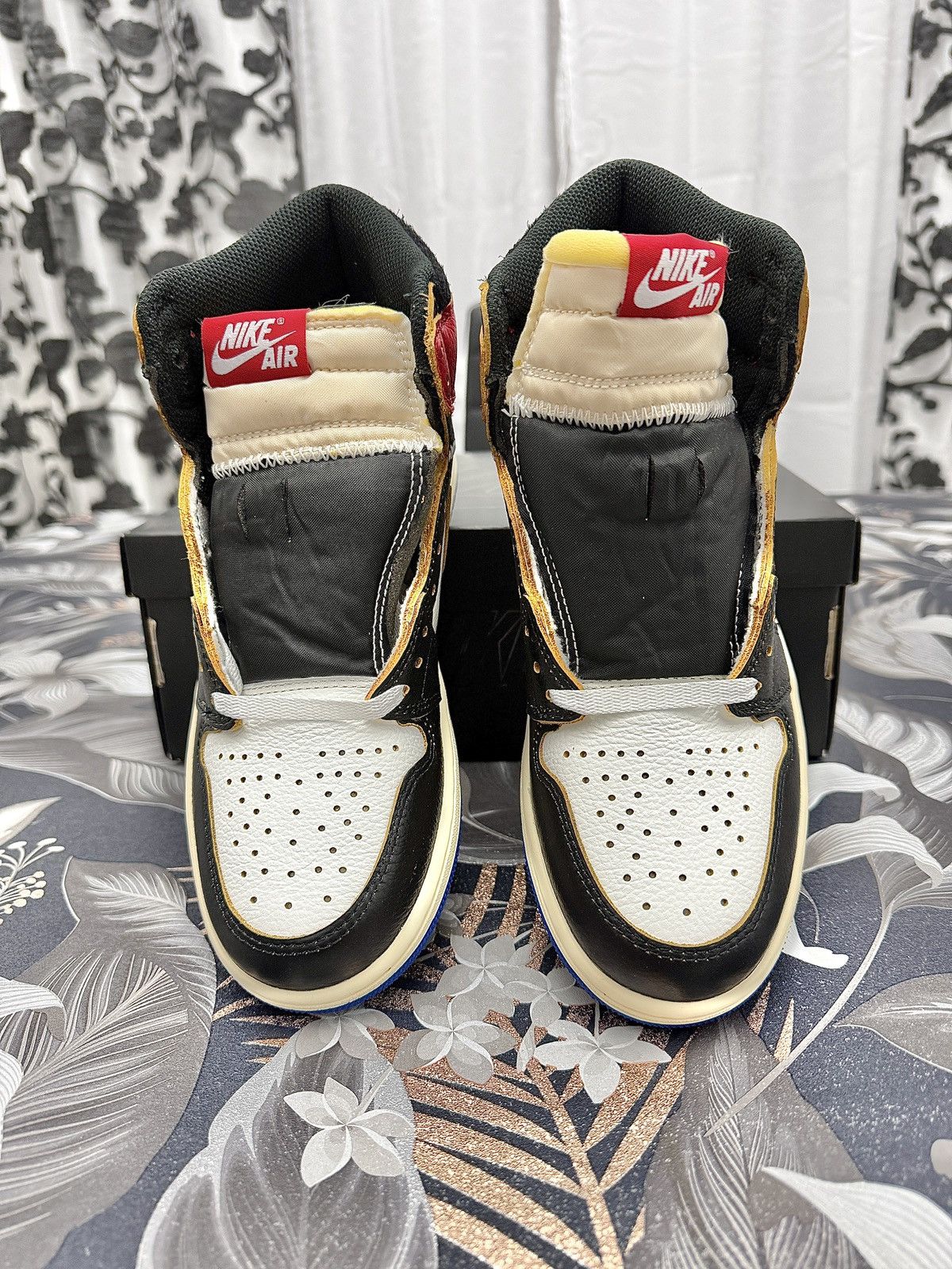 Jordan Brand × Union LA Jordan 1 Union LA x Fragment Varsity Red US 6.5 Size US 6.5 / EU 39-40 - 5 Thumbnail