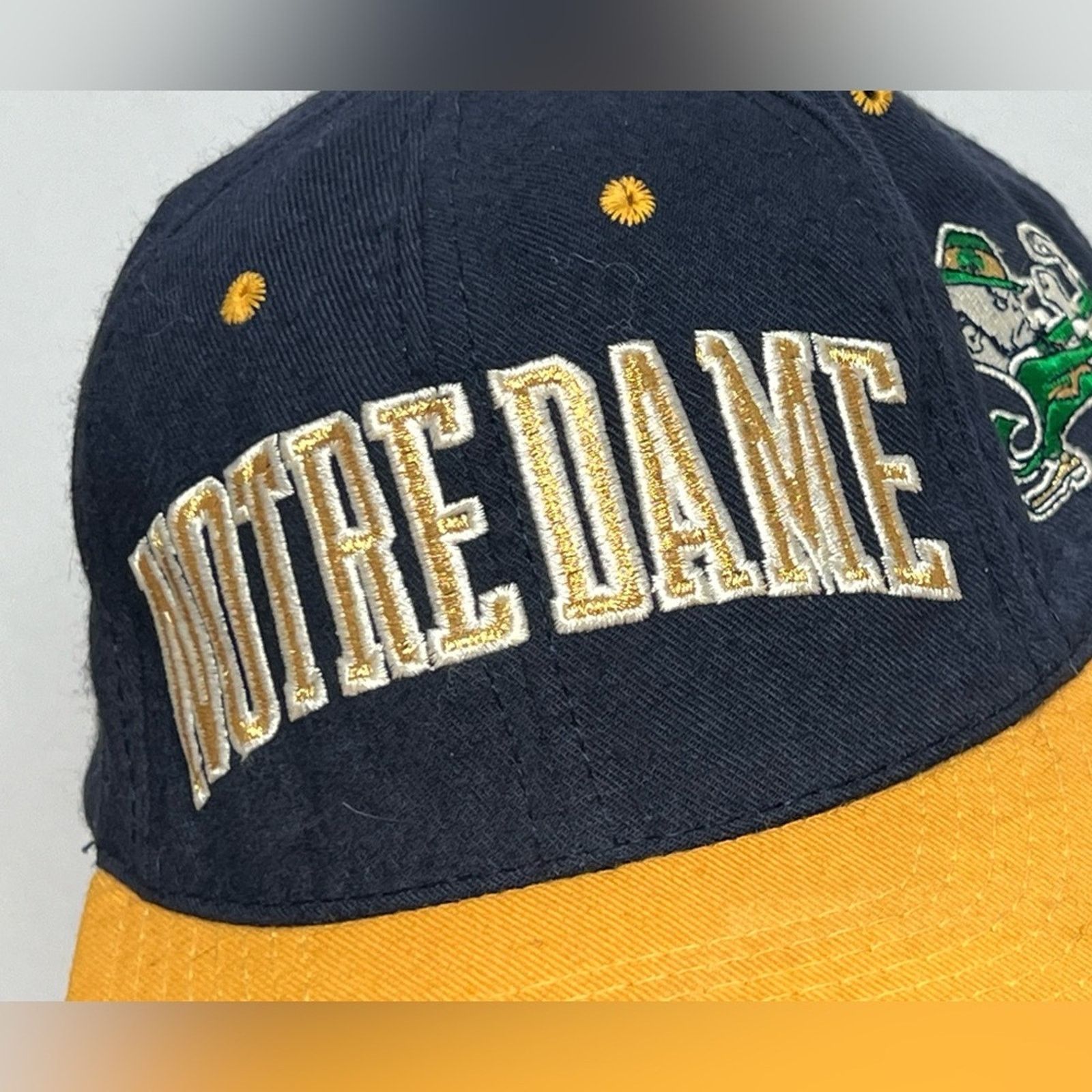 Starter Vintage 90s Starter Notre Dame Fighting Irish Wool 7.5 Hat Size ONE SIZE - 3 Thumbnail