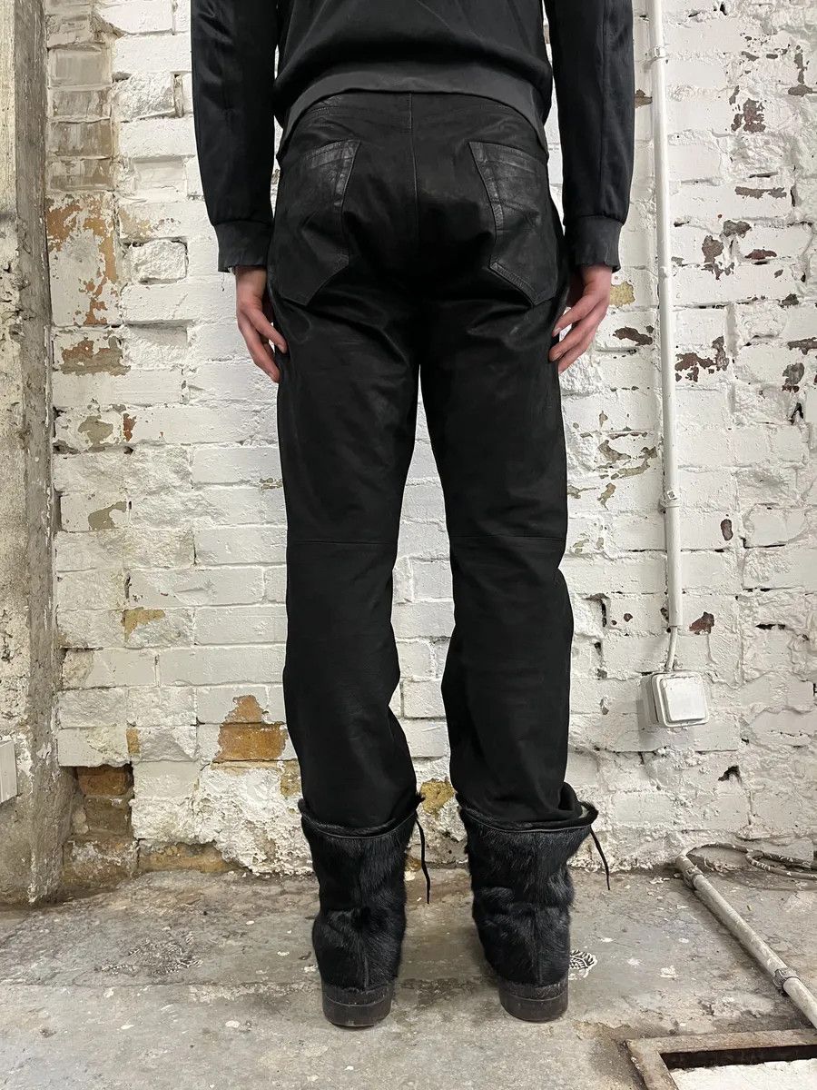 Versace 2000s Versace Black Eroded Leather Pants Size US 30 / EU 46 - 2 Thumbnail