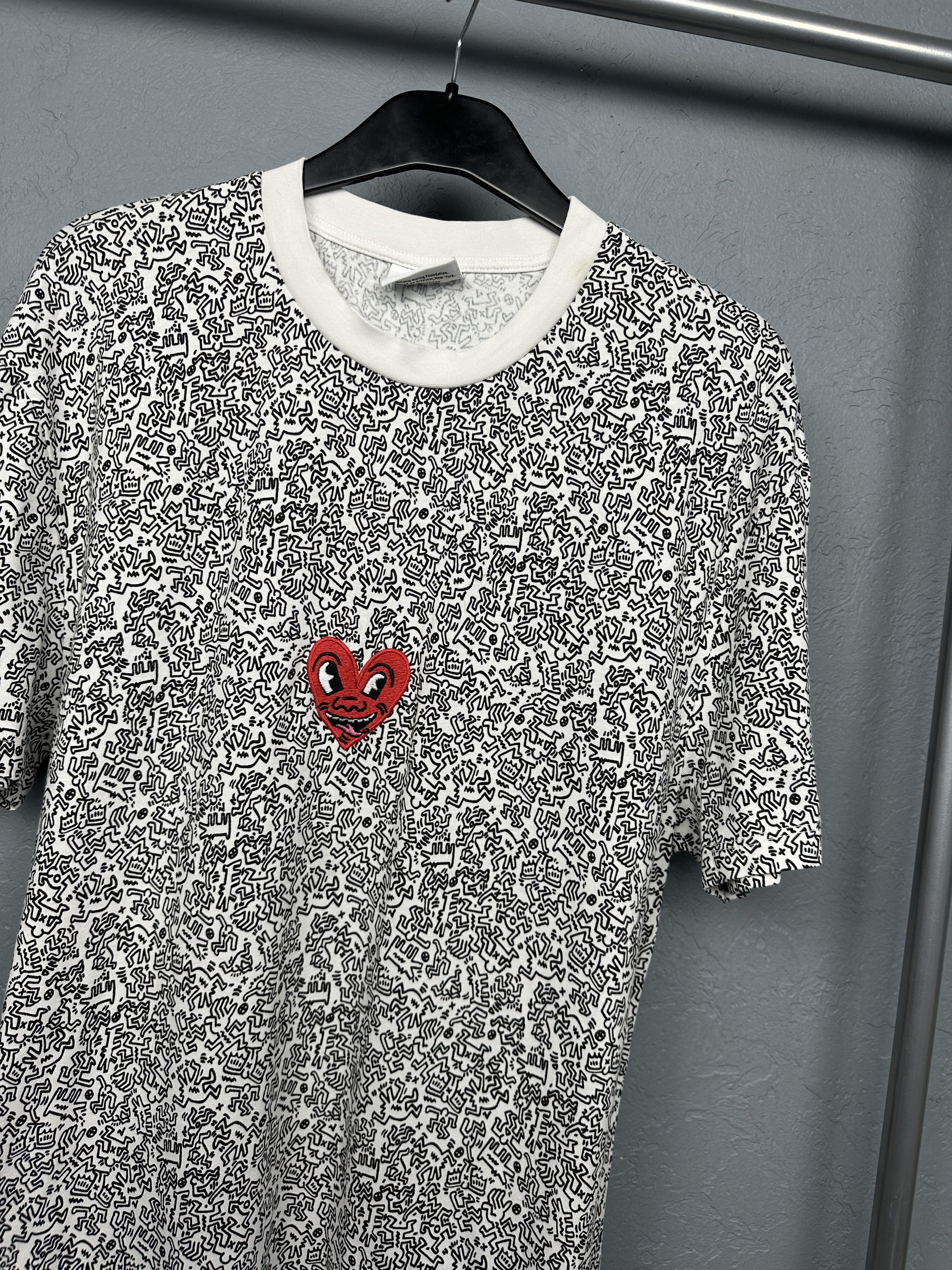 Keith Haring Keith Haring Heart Logo Mens Overprint T-Shirt Size US M / EU 48-50 / 2 - 2 Thumbnail