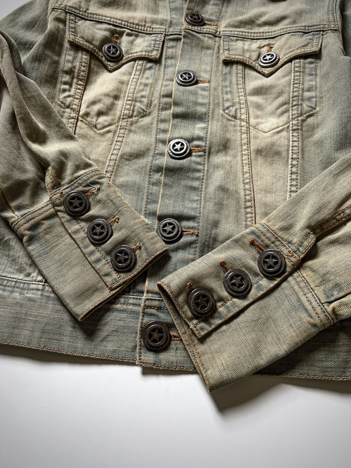 If Six Was Nine Led Rechwe Fur Patch Mud Wash Denim Jacket Early 00s Size US M / EU 48-50 / 2 - 7 Thumbnail