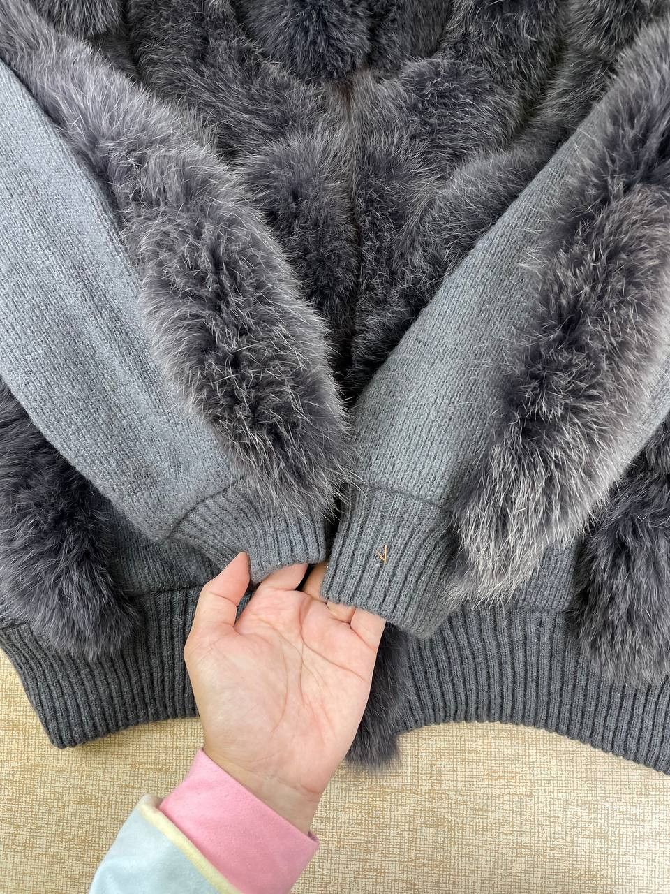 Beauty Beast × Japanese Brand × Vintage Vintage JULIE LATOUR Woolen Trading Company Real Fur Knit Size M / US 6-8 / IT 42-44 - 5 Thumbnail