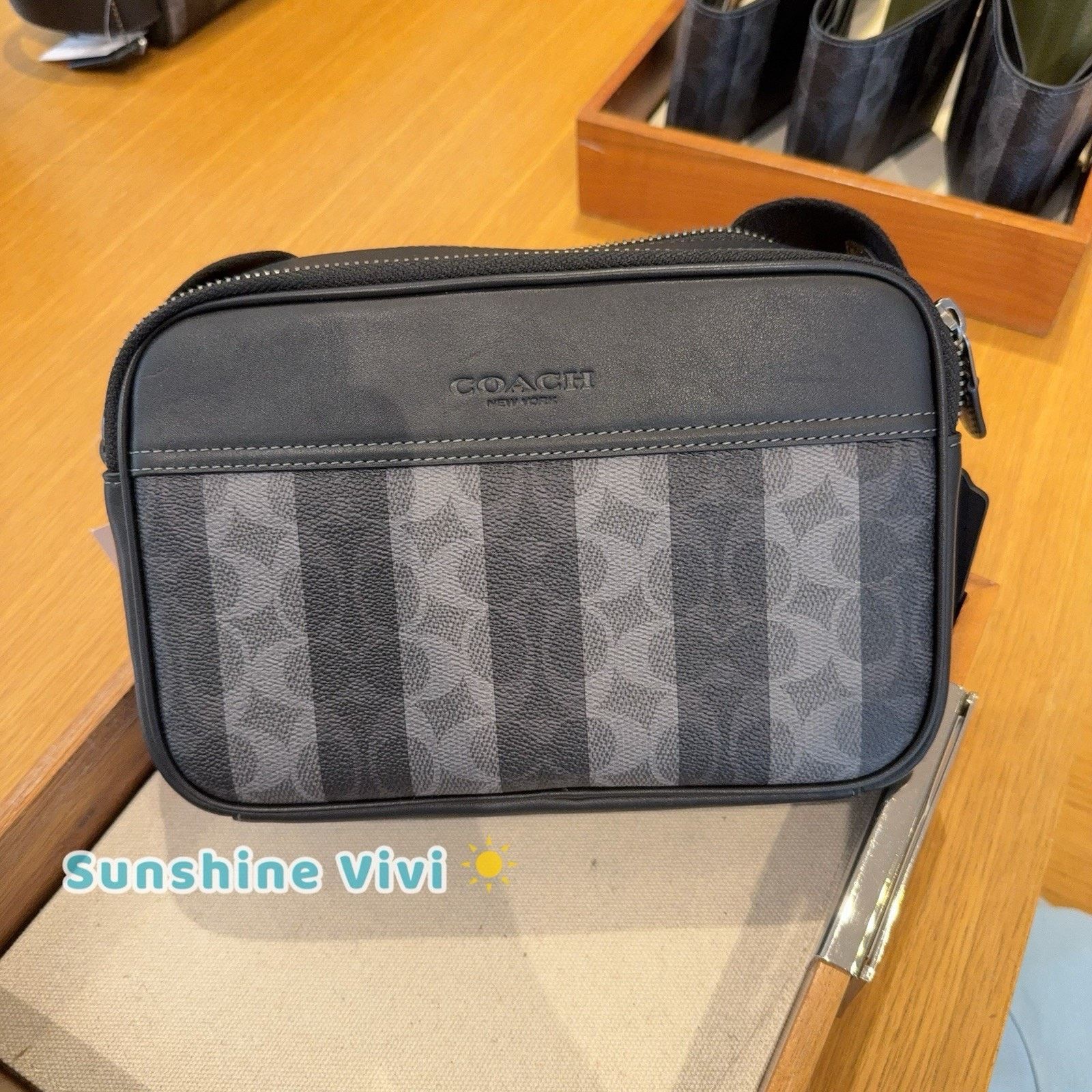 NWT Coach Graham Crossbody Bag Stripes Black/Grey CDX92