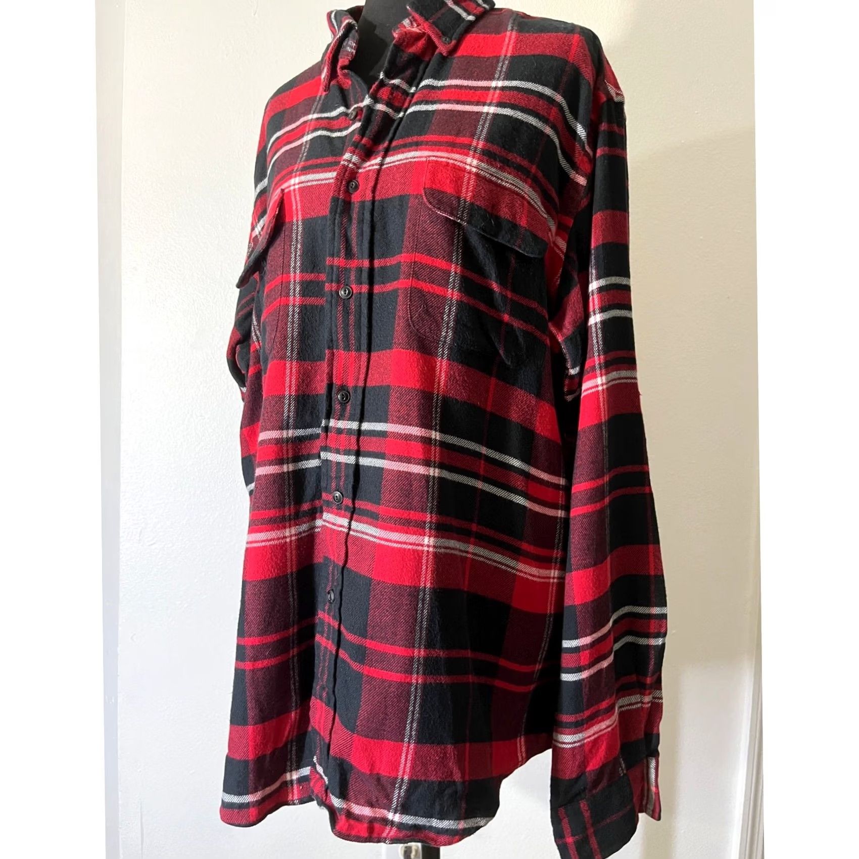 Ralph Lauren Ralph Lauren Plaid Flannel Shirt Red Black Long Sleeve Collared Men Size L Size US L / EU 52-54 / 3 - 2 Thumbnail