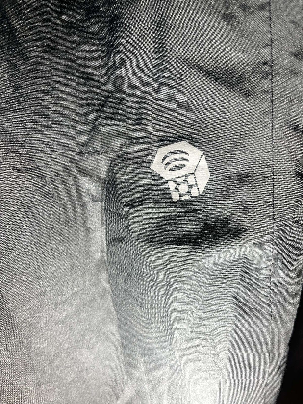 Mountain Hardwear Men’s Mountain Hardwear x GORE-TEX Paclite jacket Size US M / EU 48-50 / 2 - 5 Thumbnail