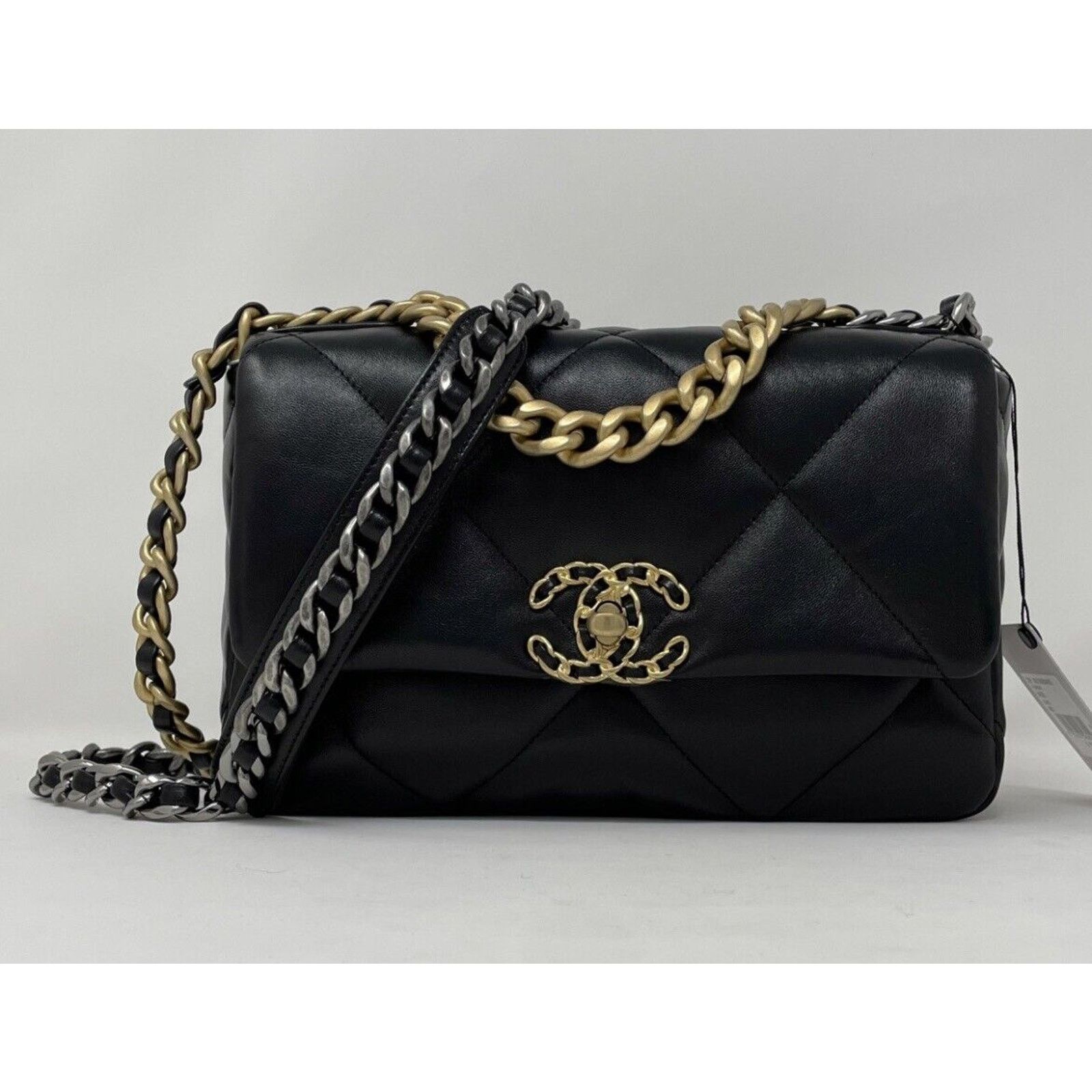 Chanel CHANEL 19 Lambskin Quilted Small Black Flap bag Size ONE SIZE - 3 Thumbnail