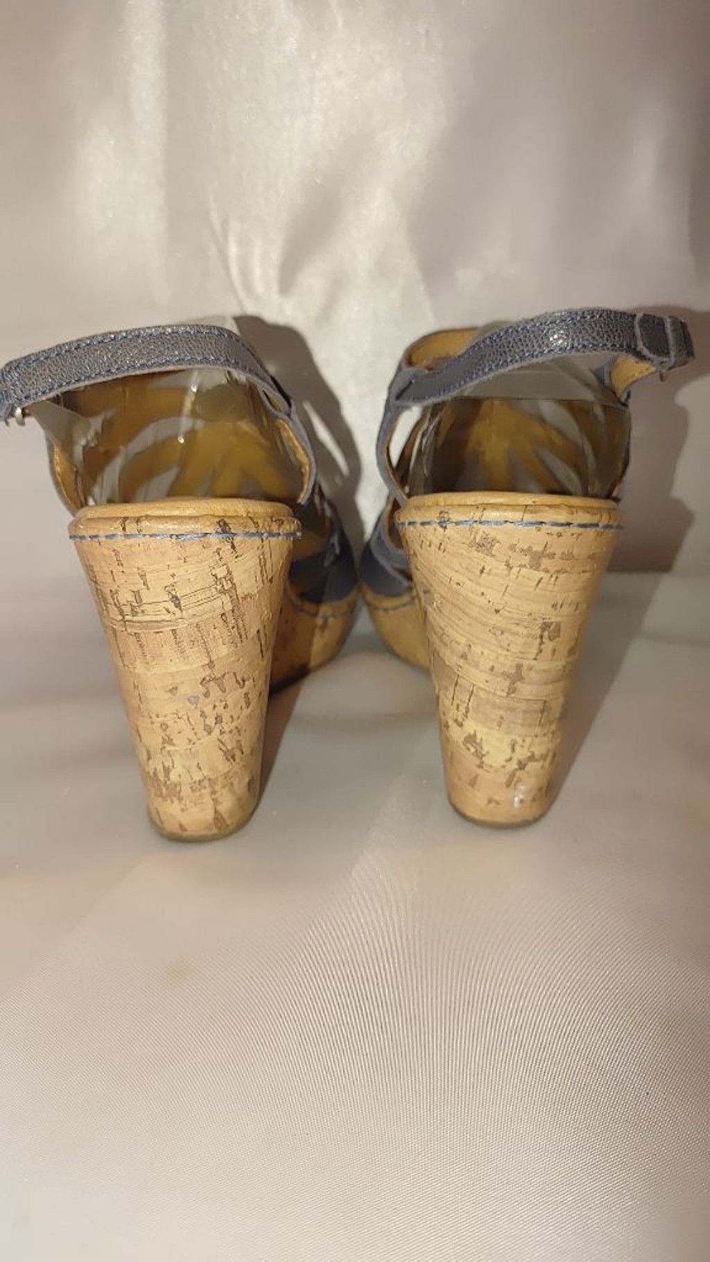 Born BOC Born Jalina Cork Wedge Sandals Size 9M Size US 9 / IT 39 - 7 Thumbnail