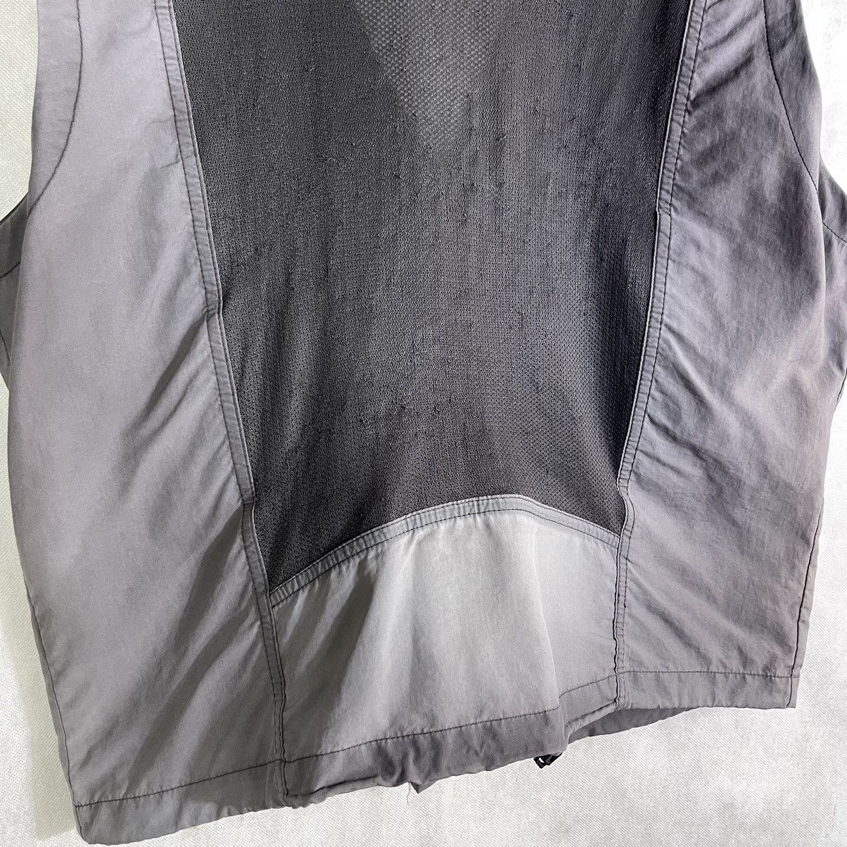 Japanese Brand × Montbell Japanese Brand Multipocket Tactical Zipper Utility Net Vest Size US L / EU 52-54 / 3 - 6 Thumbnail