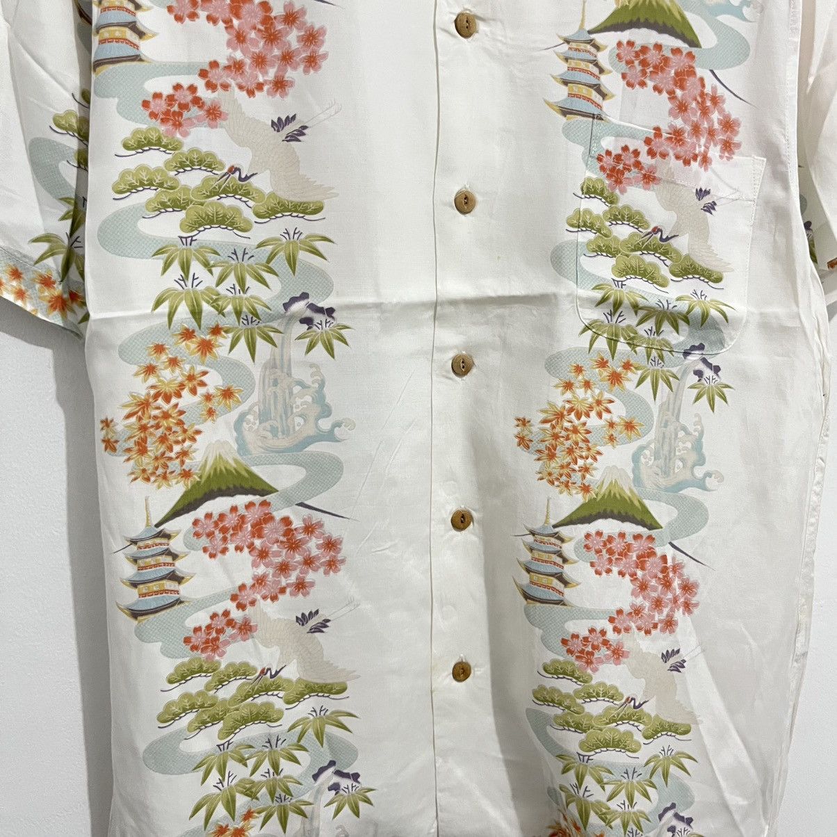 Sun Surf Liquid Aloha Japanese-Inspired Camp Shirt - White & Floral Size US L / EU 52-54 / 3 - 5 Thumbnail