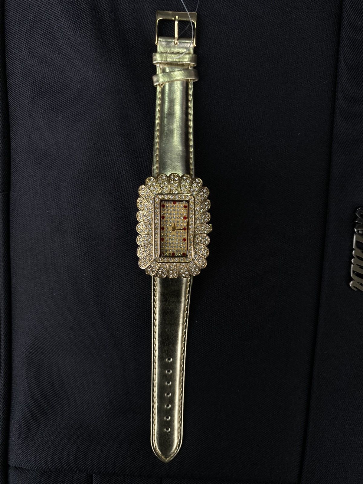 Vintage Luxury Rhinestone Gold Watch – Statement Piece Size ONE SIZE - 2 Thumbnail