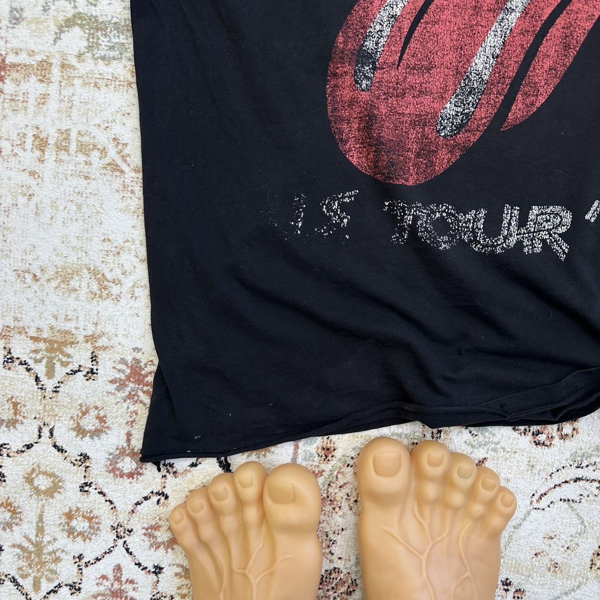 Band Tees × The Rolling Stones × Vintage Vintage Adult The Rolling Stones T-shirts Crazy Fit Trashed Size US XL / EU 56 / 4 - 3 Thumbnail