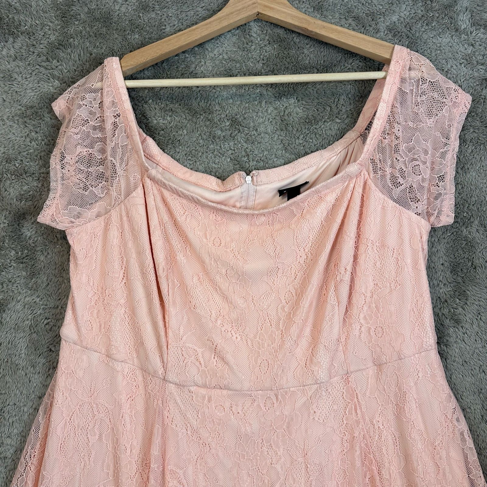 Other Torrid Lace Off Shoulder Mini Dress Blush Pink Women's 16 Size XXL / US 16-18 / IT 52-54 - 3 Thumbnail