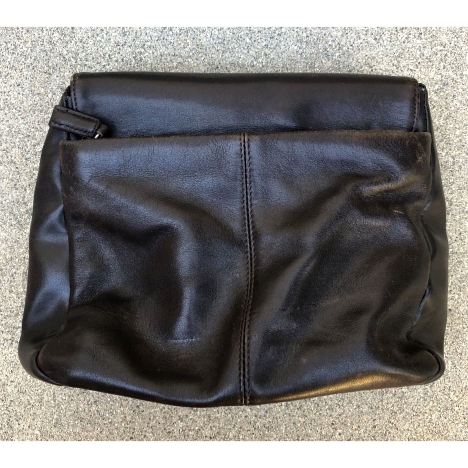 Jones New York JONES NEW YORK Leather Messenger Bag Style Purse Women's Crossbody Black OS? Size ONE SIZE - 6 Thumbnail