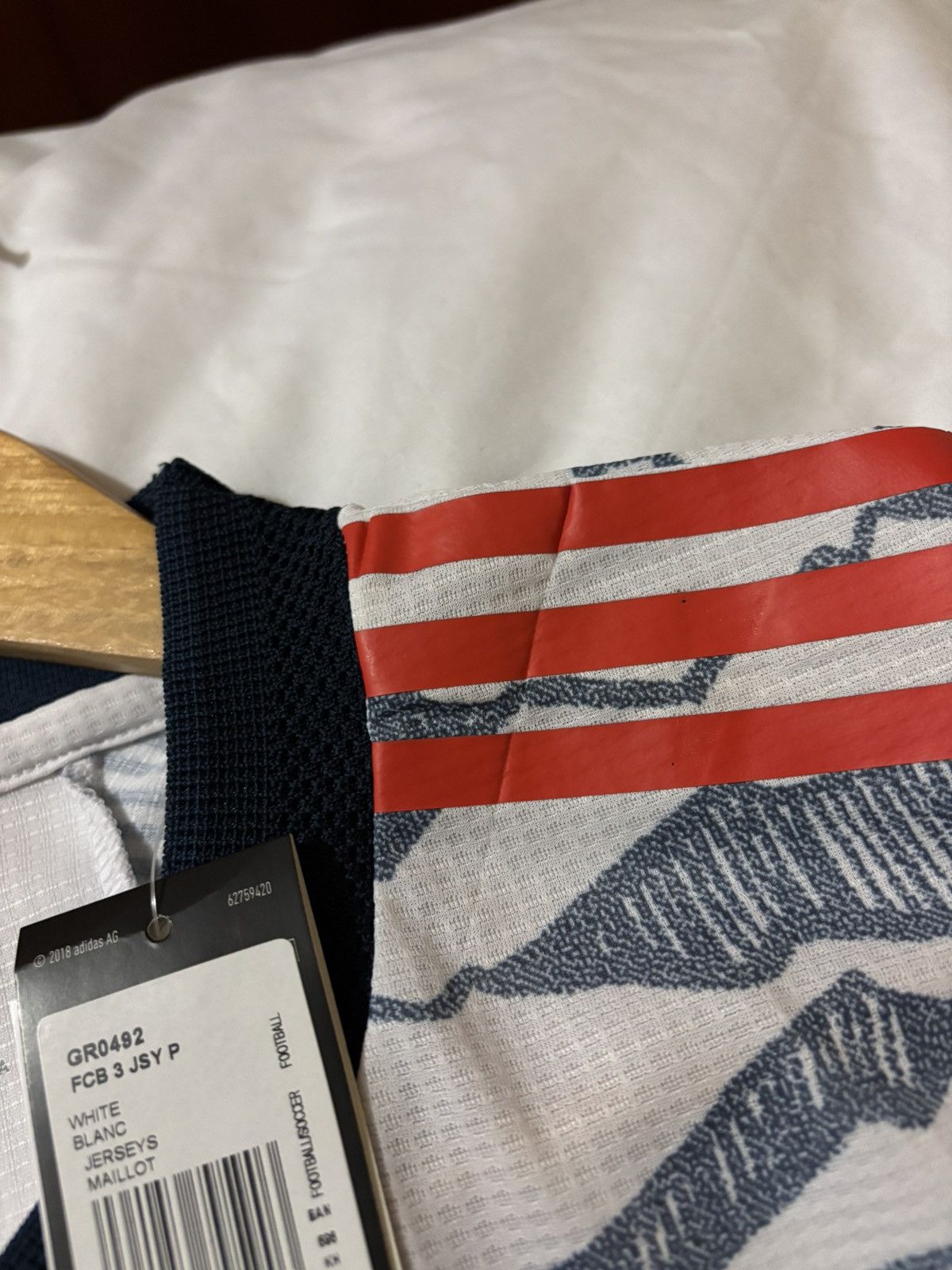 Adidas Bayern Munich 2021-2022 Away Player Issue Soccer Jersey Size US M / EU 48-50 / 2 - 18 Thumbnail