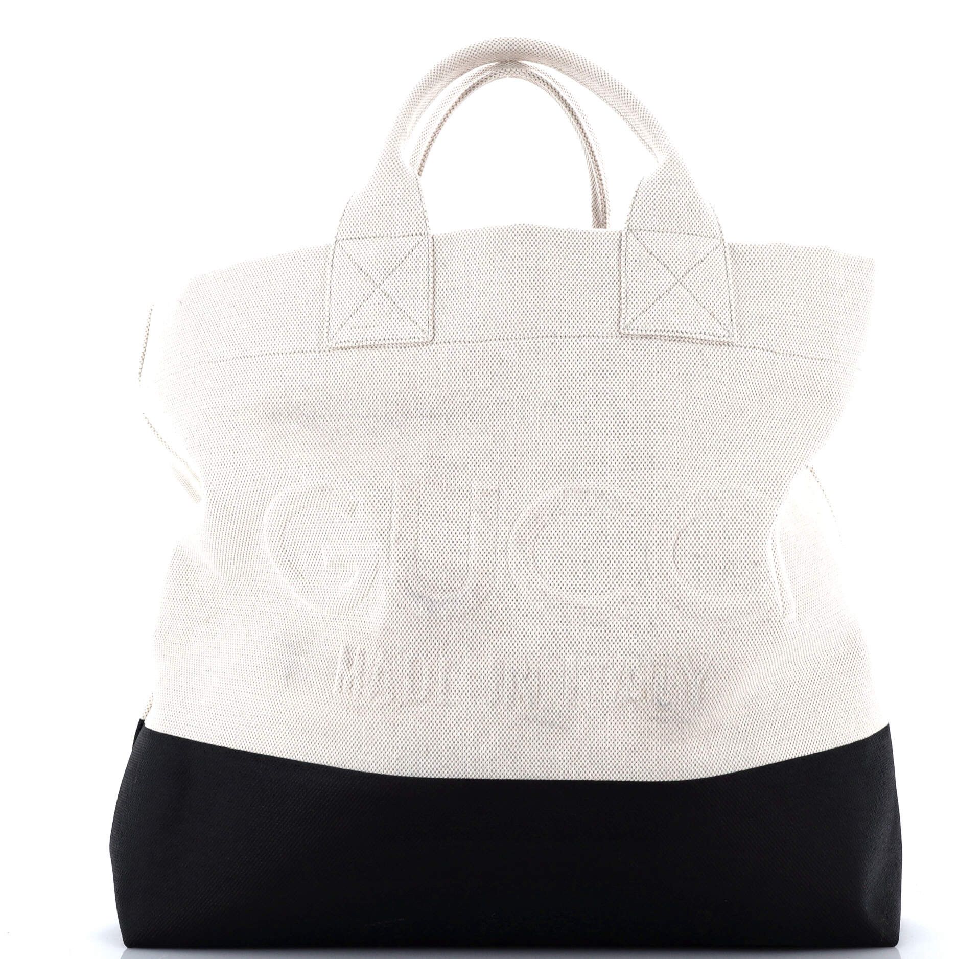 Gucci Logo Embossed Open Tote Size ONE SIZE - 1 Thumbnail