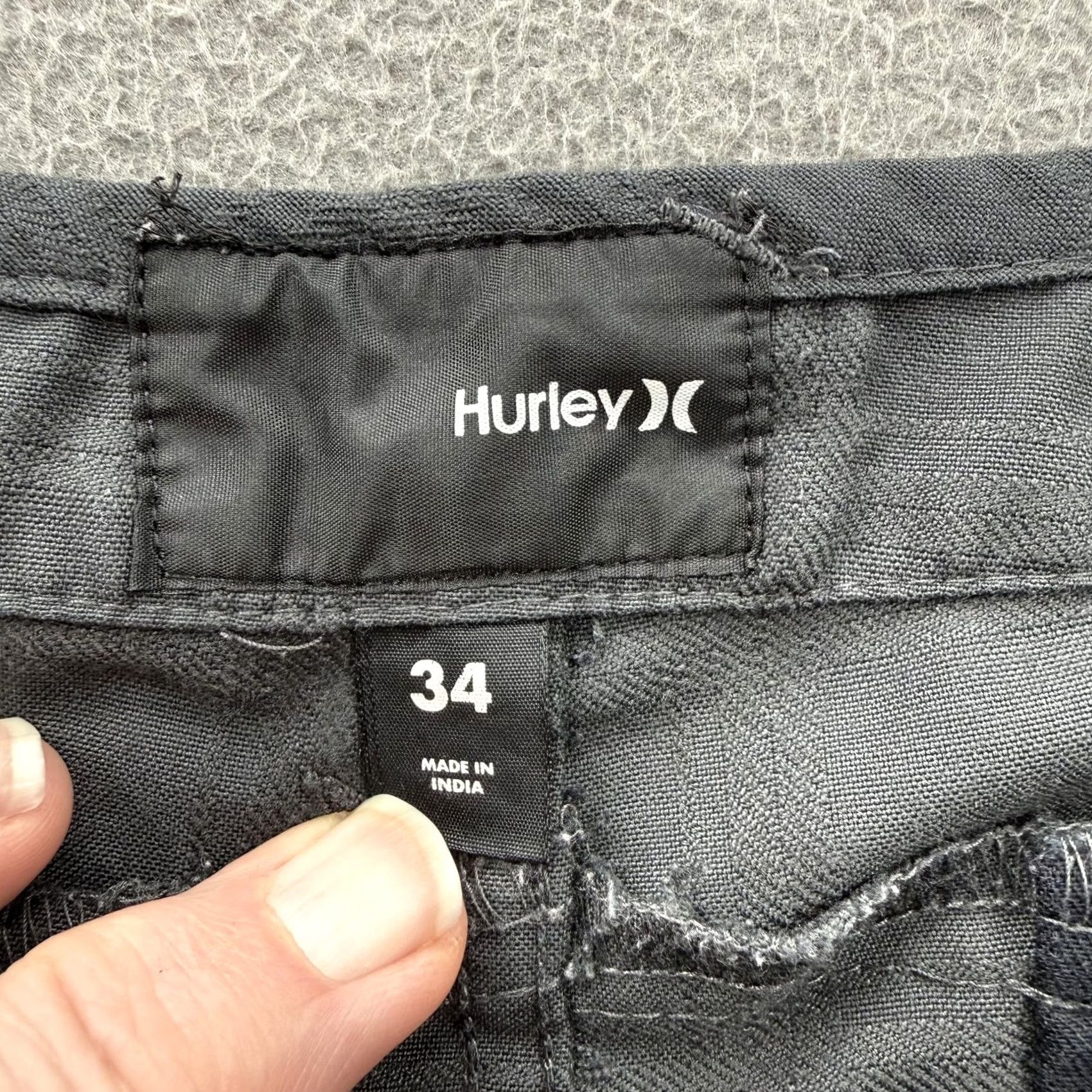 Hurley Hurley Shorts Mens 34 Gray Chino Polyester Inseam 10 in Casual Golf Summer Beach Plaid Logo Pockets Size US 34 / EU 50 - 3 Thumbnail