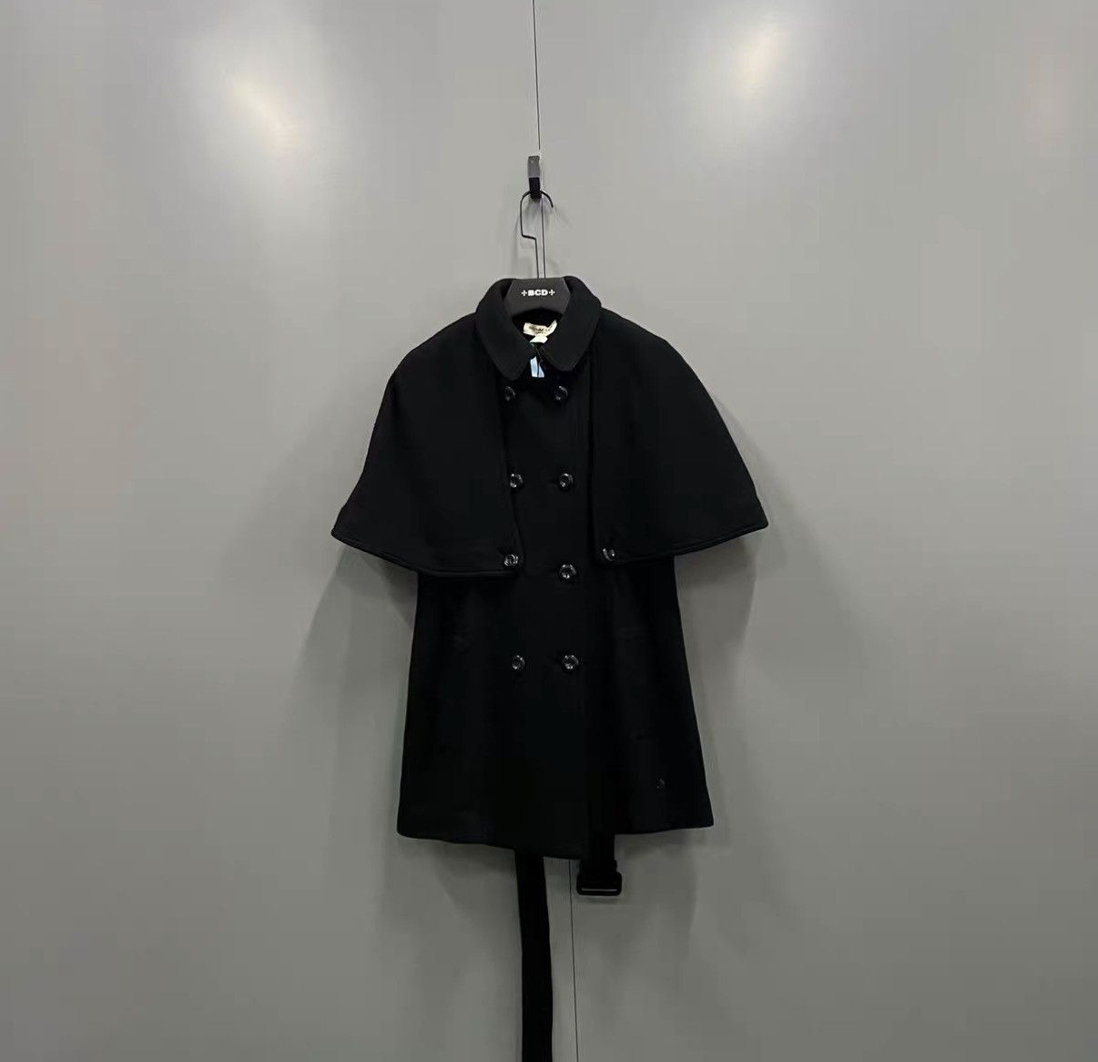 Burberry Burberry Black Knit Double-Breasted Sleeveless Coat J41 Size L / US 10 / IT 46 - 1 Thumbnail
