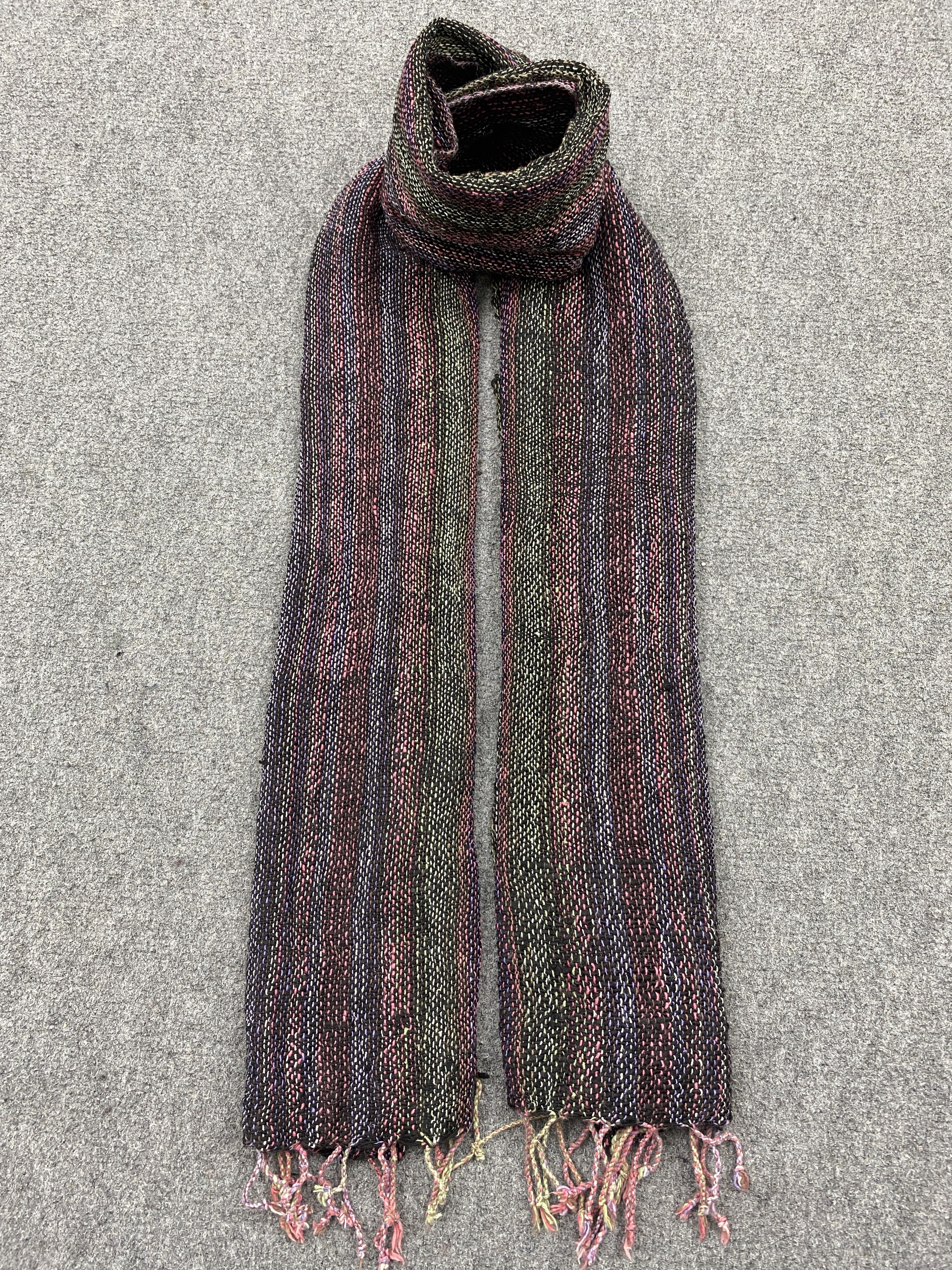 DKNY × Streetwear × Vintage DKNY Wool Scarf Muffler V81