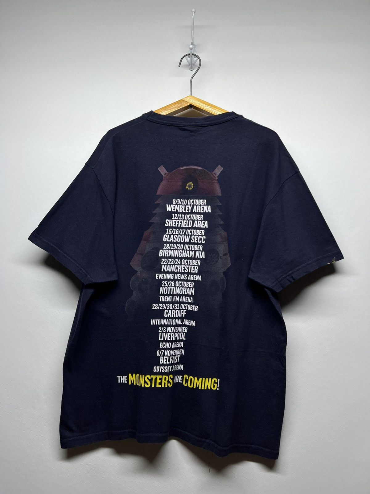 Vintage Vintage Y2k Doctor Who Live 2009 Tour Promo Graphic T-Shirt Size US M / EU 48-50 / 2 - 10 Thumbnail