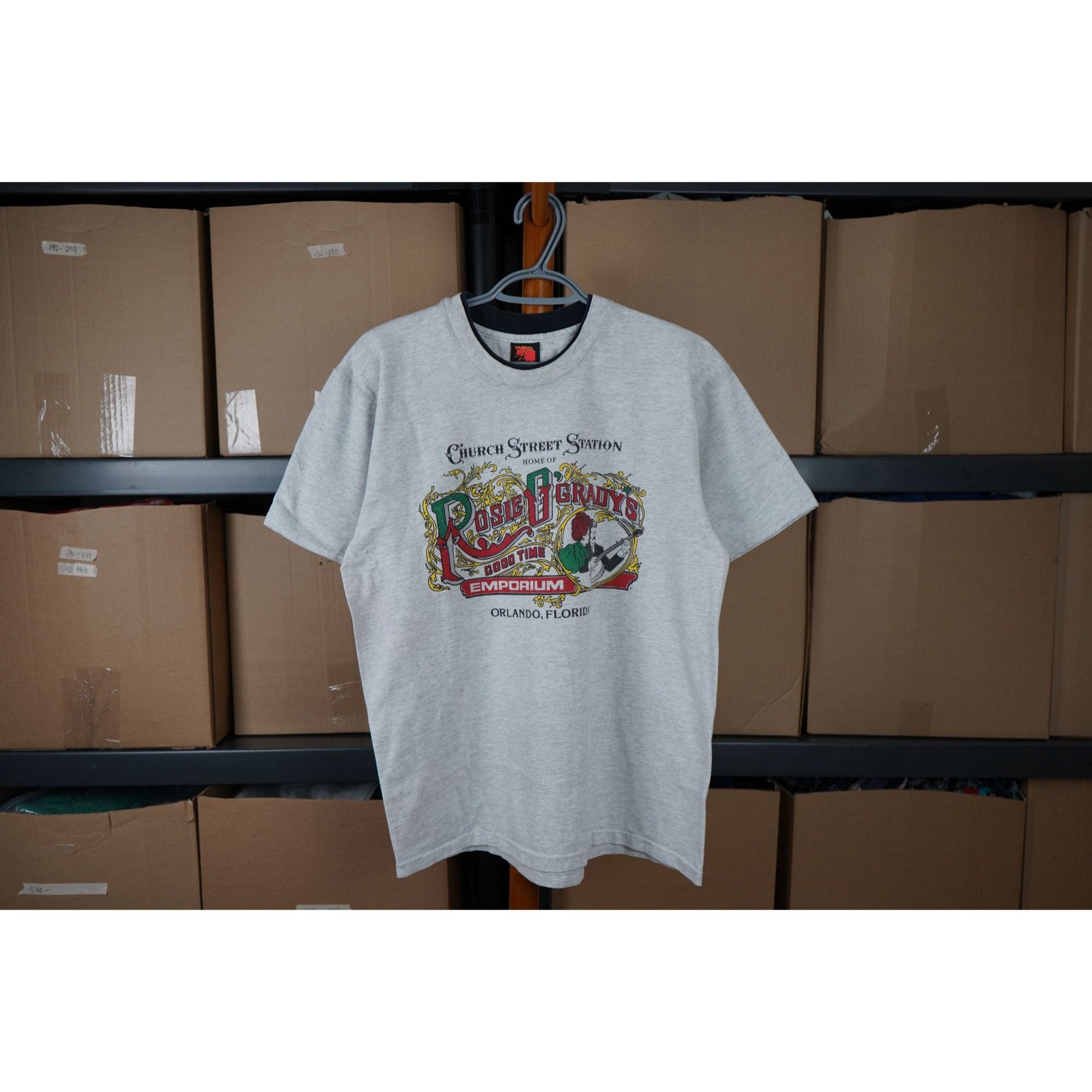 Vintage Vintage 90s Orlando Florida Tshirt Men's L #471 Size US L / EU 52-54 / 3 - 1 Thumbnail