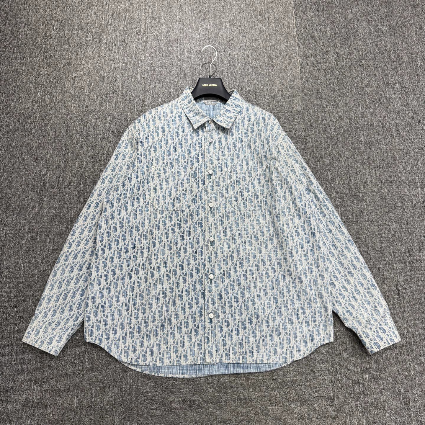 Dior Dior Allover Oblique Denim Shirt Size 43 Size US S / EU 44-46 / 1 - 1 Thumbnail