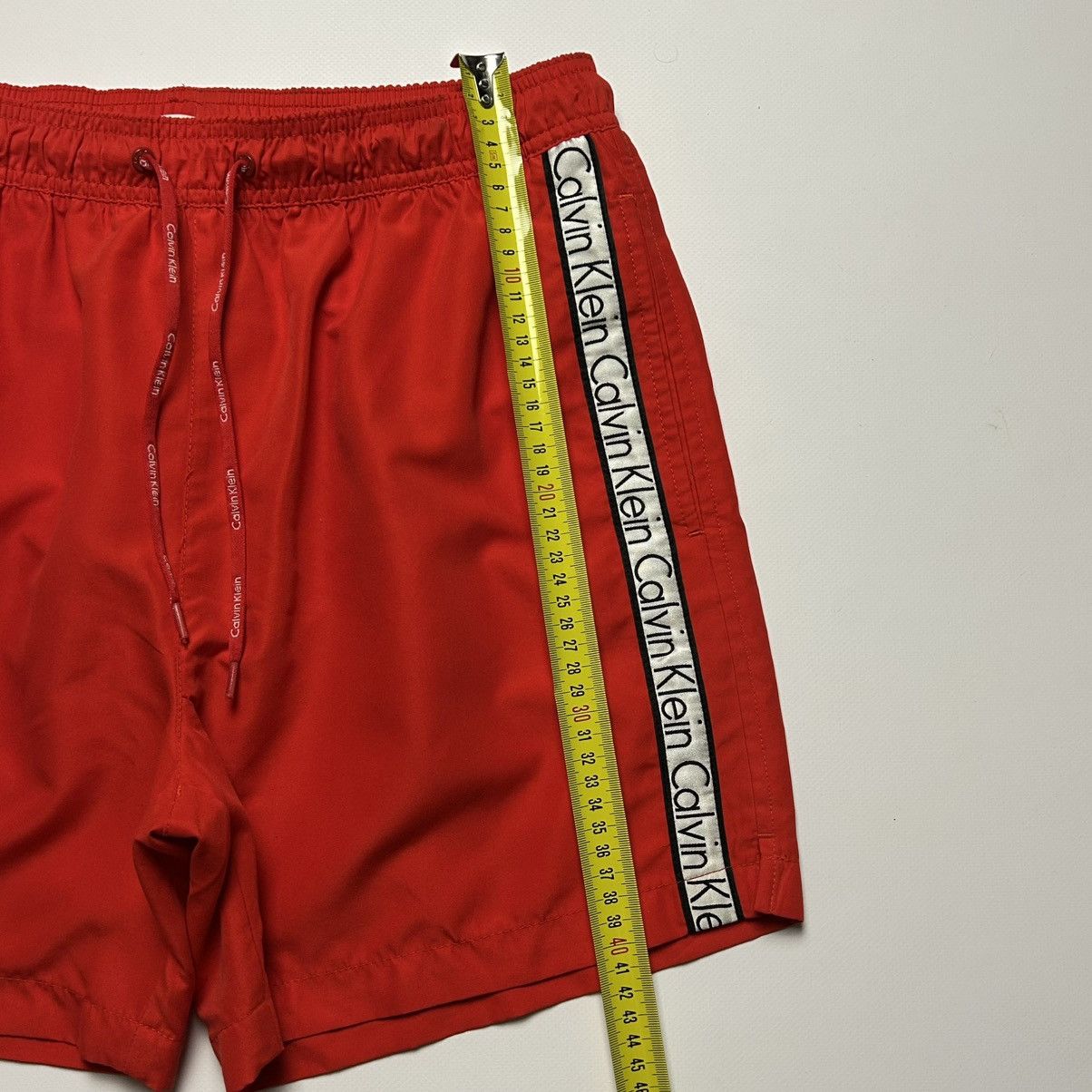 Calvin Klein Calvin Klein Medium Swim Trunks Red Board Shorts Size US 32 / EU 48 - 7 Thumbnail