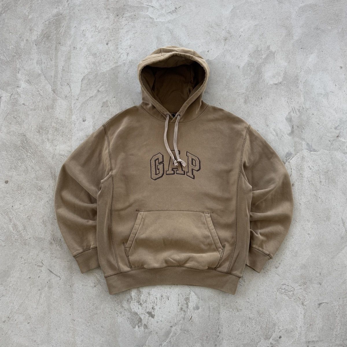 Gap × Vintage Vintage 90s Gap Arch Logo Boxy Fit Hoodie Size M Brown Size US M / EU 48-50 / 2 - 1 Thumbnail