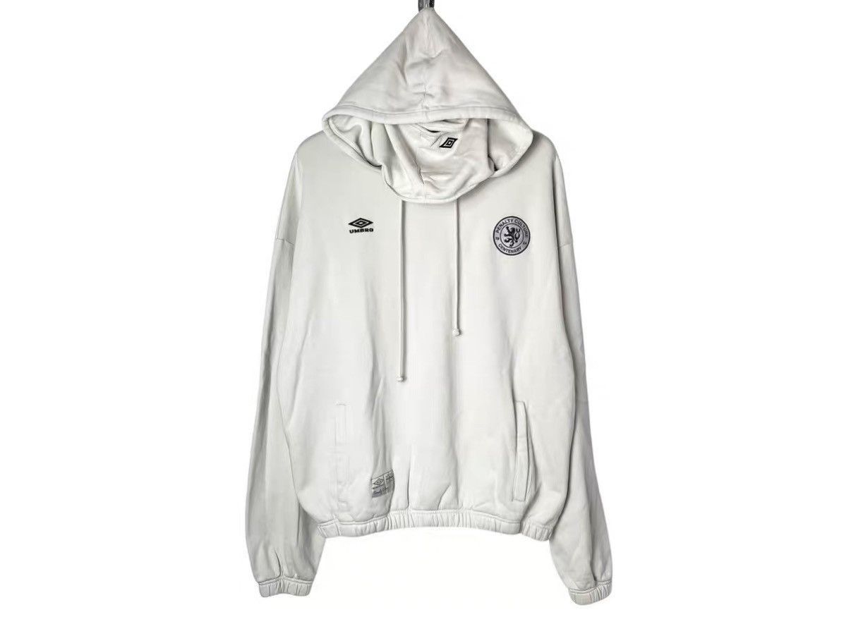 Umbro White Hooded Sweatshirt with Drawstring - Size L Size US L / EU 52-54 / 3 - 1 Thumbnail