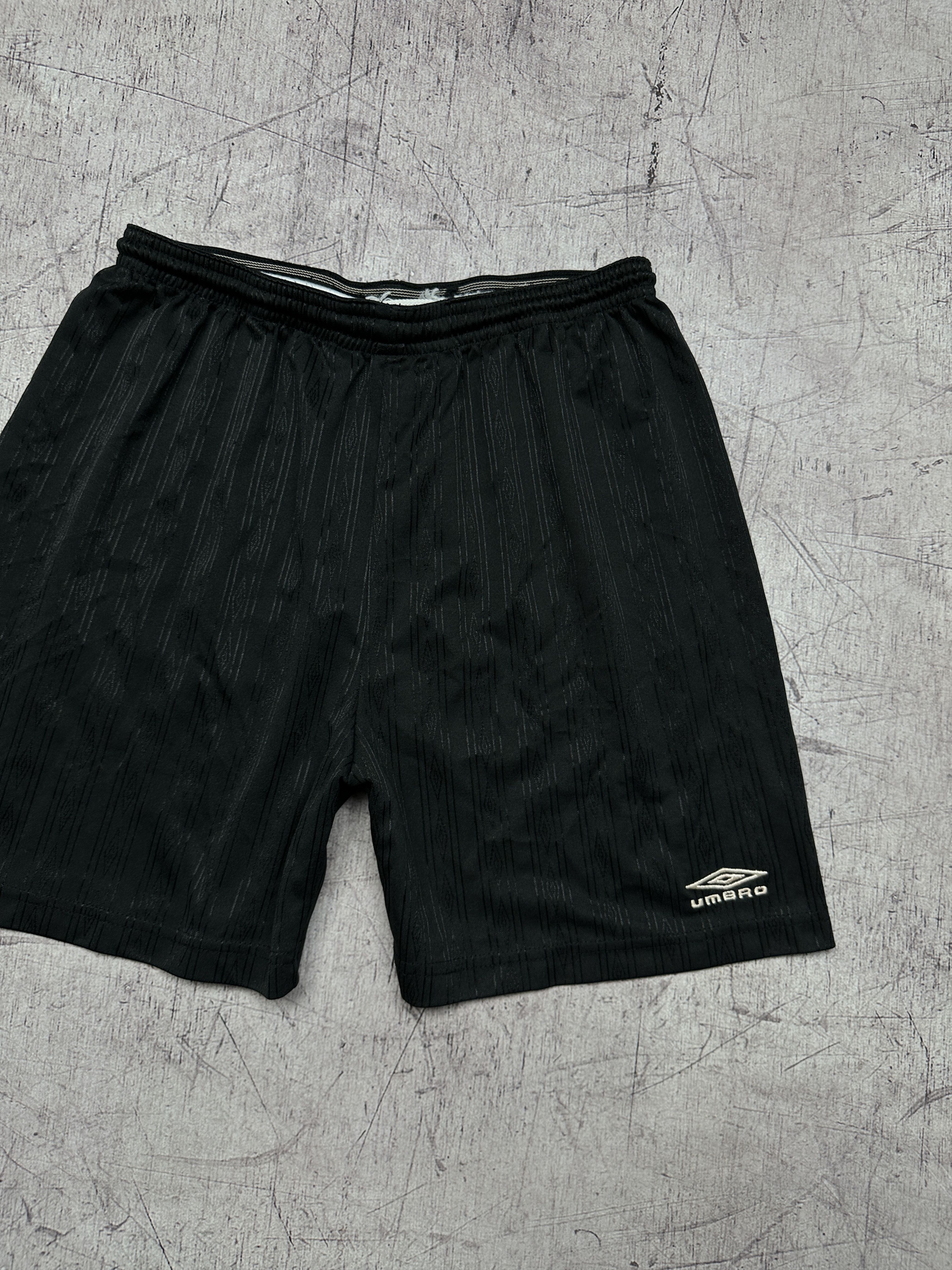 Umbro Umbro Vintage Monogram Shorts Size US 32 / EU 48 - 2 Thumbnail