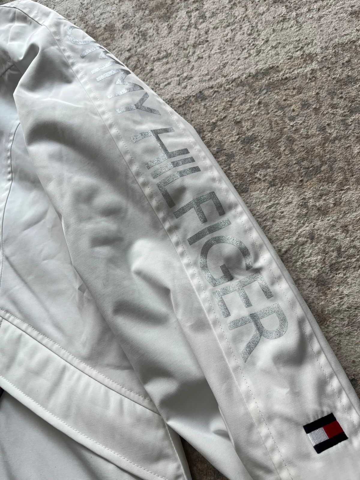 Tommy Hilfiger Tommy Hilfiger Jacket White Rare Sz M-L Size M / US 6-8 / IT 42-44 - 8 Thumbnail