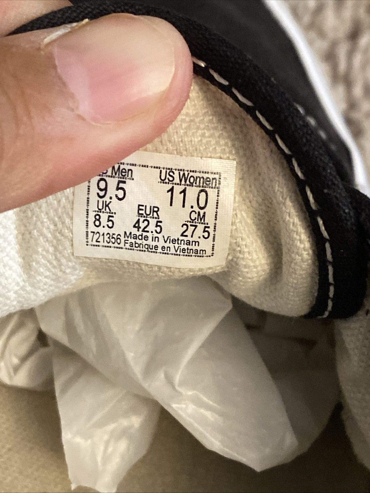 Vans Unisex Vans Off The wall Sk8 low Sneakers size 9.5M/ 11W Size US 9.5 / EU 42-43 - 8 Thumbnail