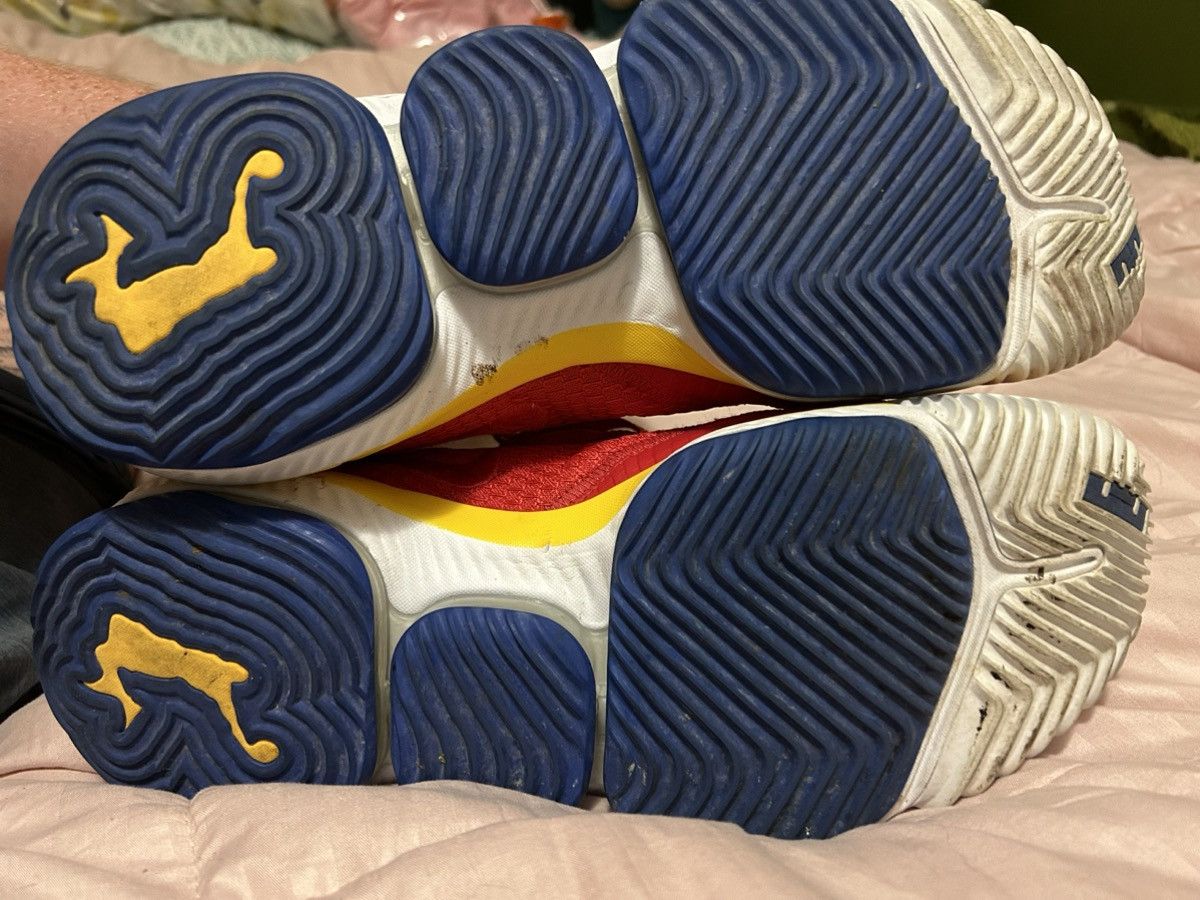 Nike Nike LeBron 16 Low SuperBron Size US 12 / EU 45 - 4 Thumbnail