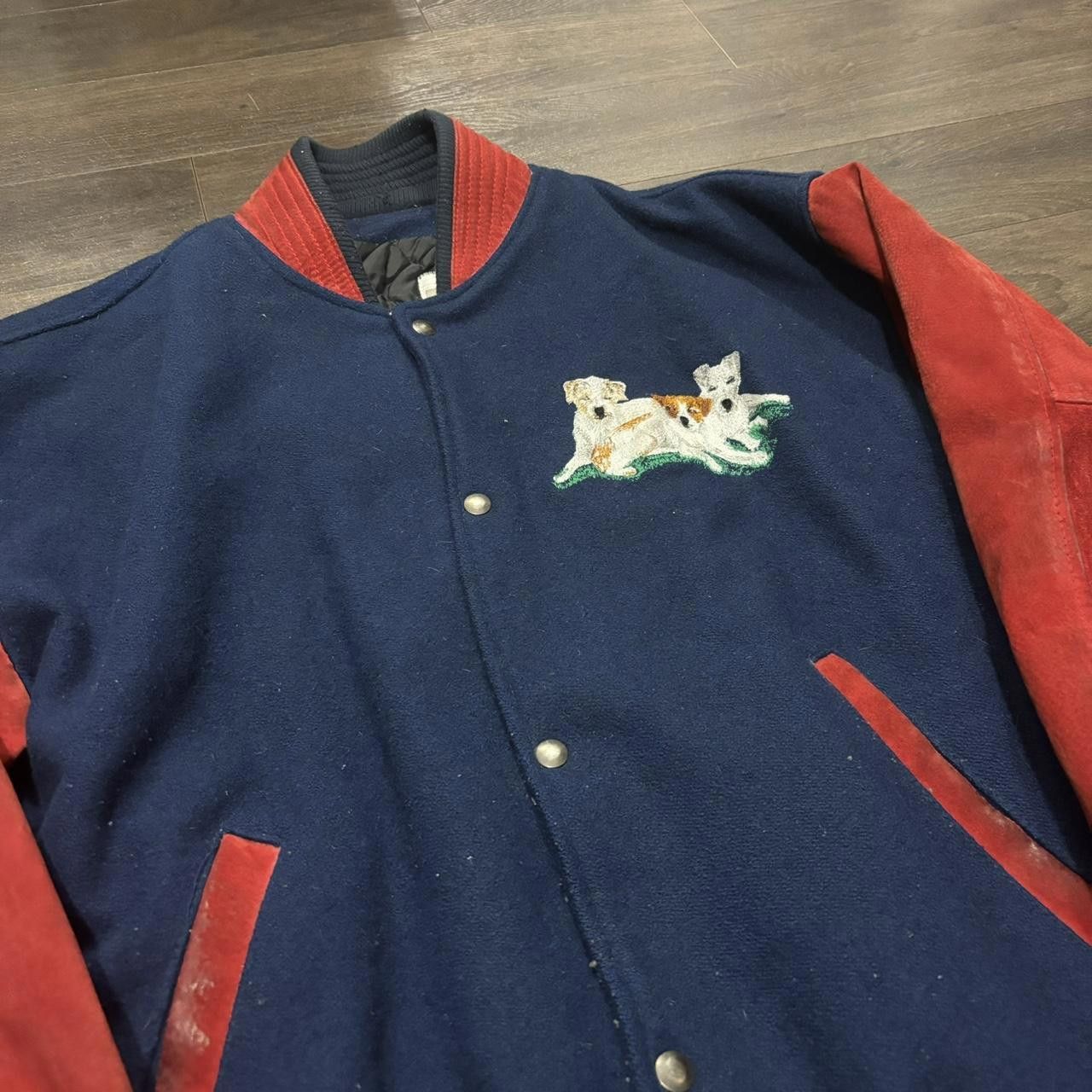 Designer vintage embroidered dogs varsity jacket 90s XL Size US XL / EU 56 / 4 - 2 Thumbnail