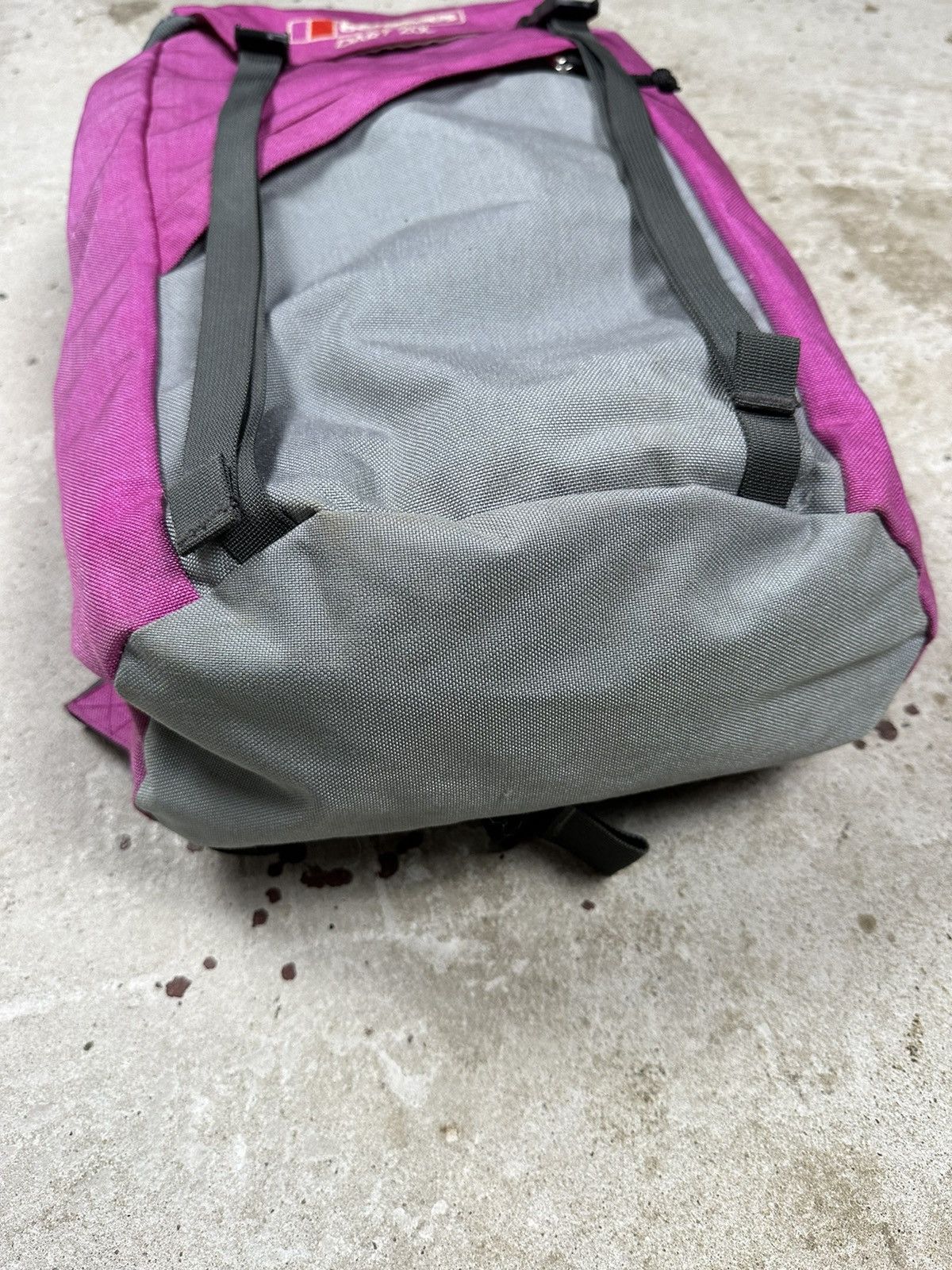 Berghaus Vintage Y2K Berghaus Dart 20L Rucksack Backpack Outdoor Size ONE SIZE - 4 Thumbnail