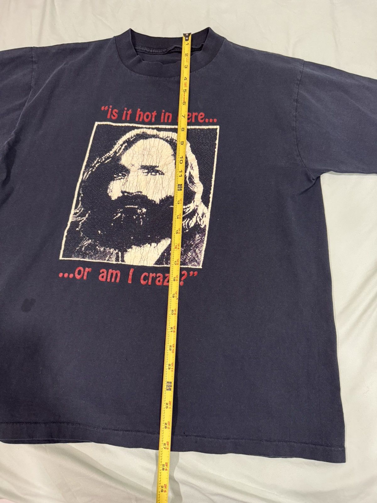 Vintage Vintage Charles Manson is it hot in here shirt Size US L / EU 52-54 / 3 - 4 Thumbnail