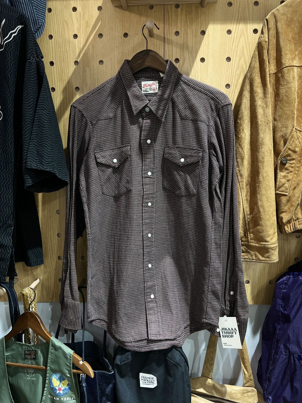 Wrangler Vintage Wrangler Pearl Snap Shirt - Medium (P21) Size US M / EU 48-50 / 2 - 5 Thumbnail
